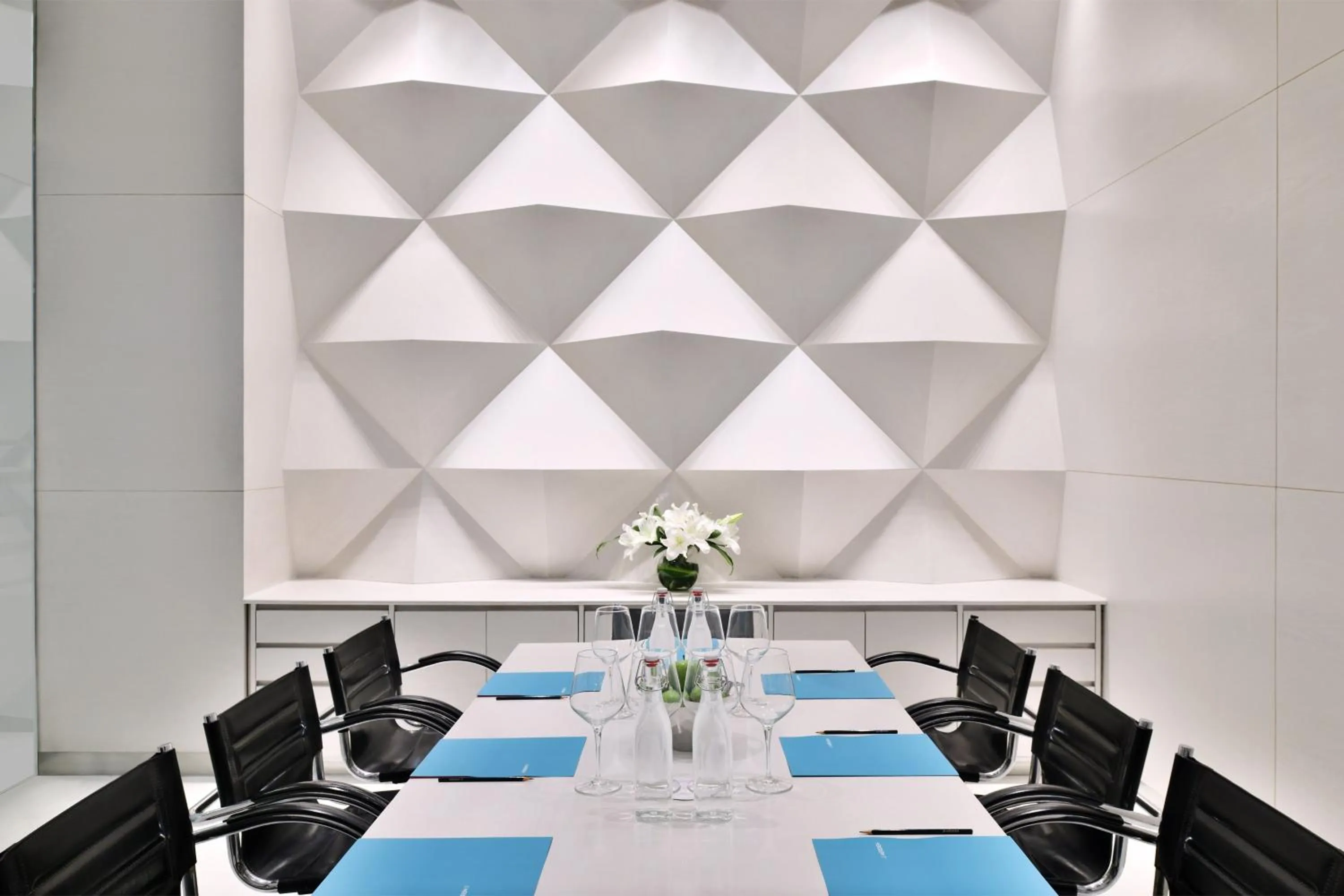 Meeting/conference room in Le Meridien New Delhi