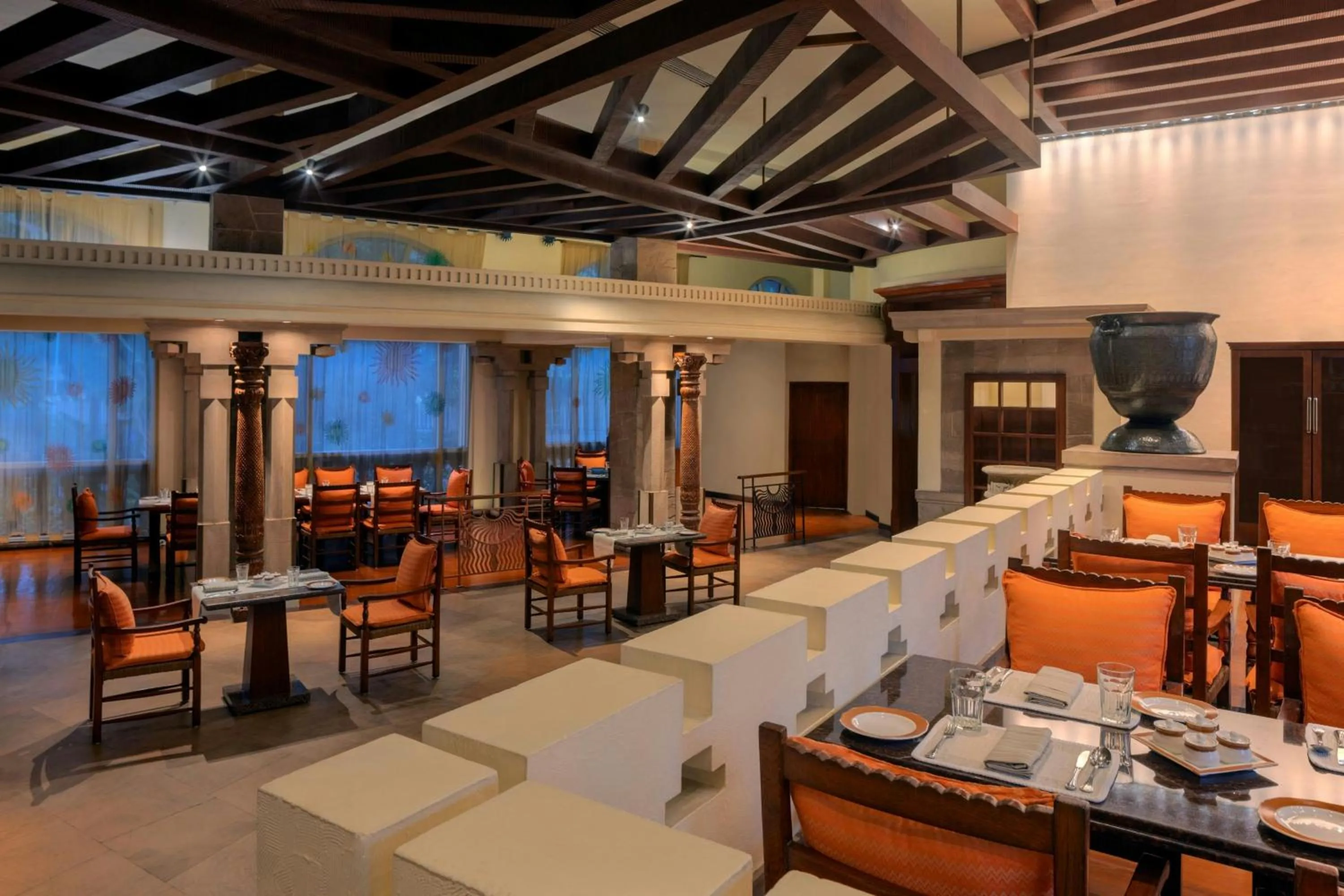 Restaurant/places to eat in ITC Grand Central, a Luxury Collection Hotel, Mumbai