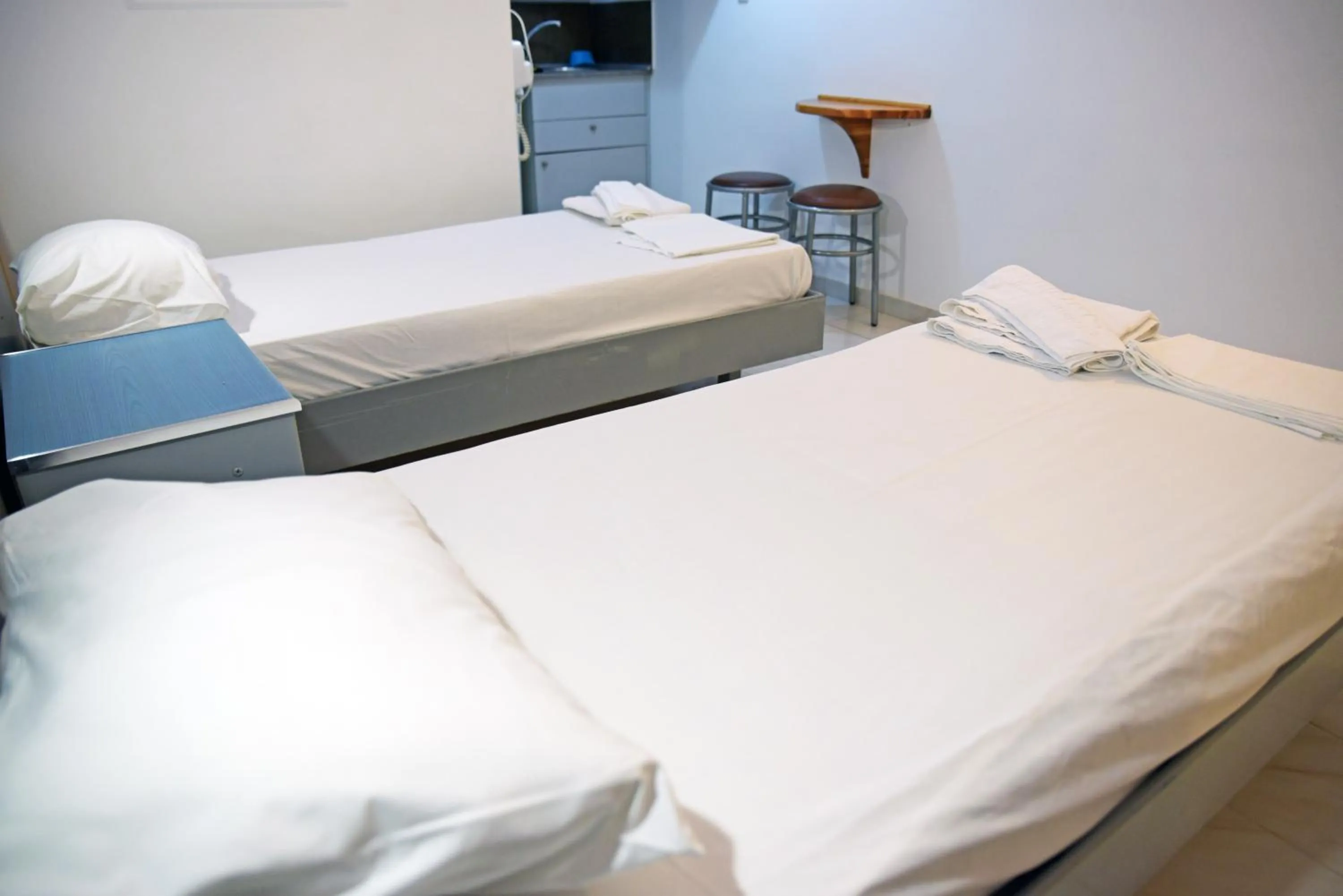 Photo of the whole room, Bed in Falirala Central