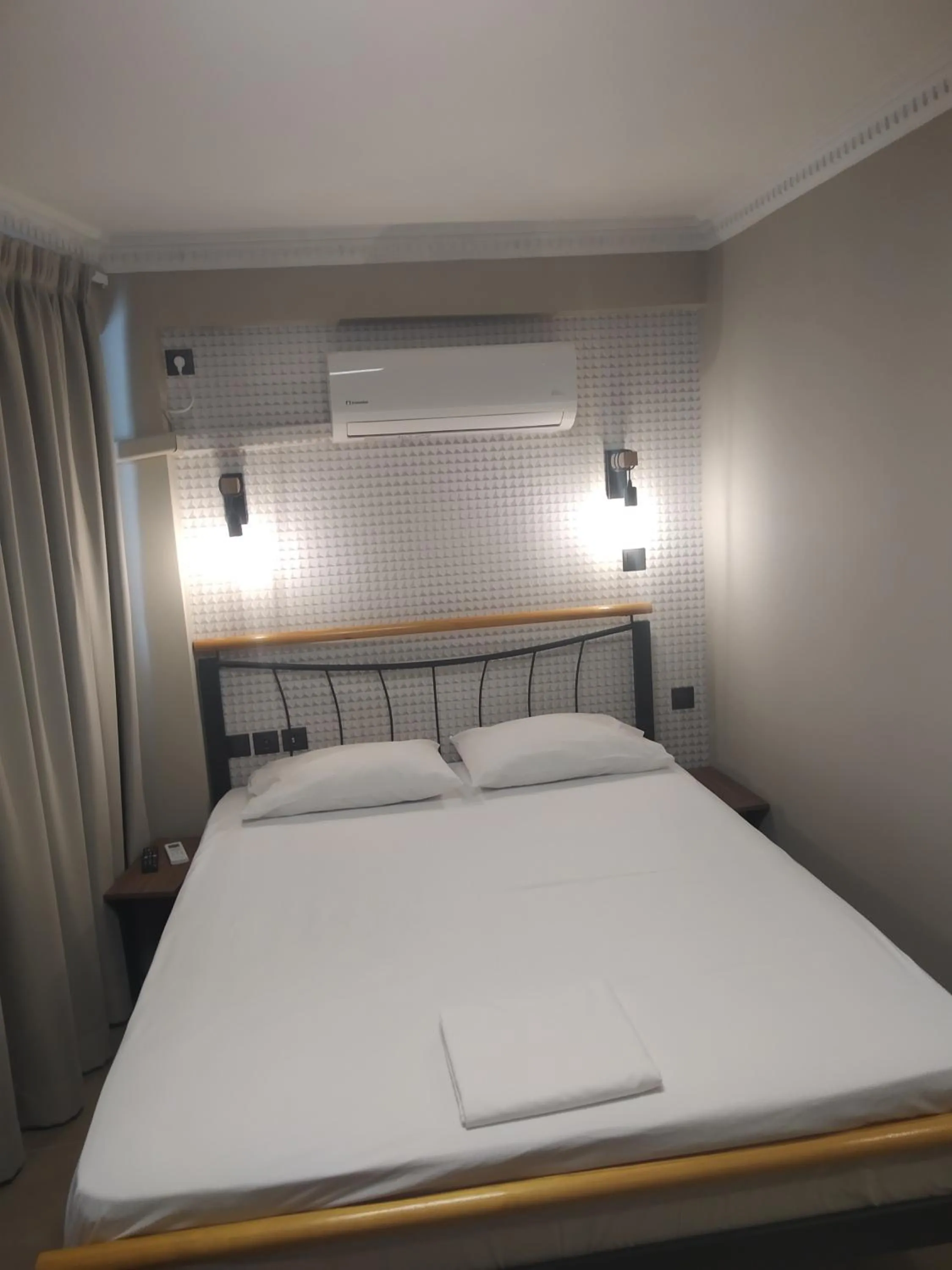 Bed in Elaėa Boutique Apartments