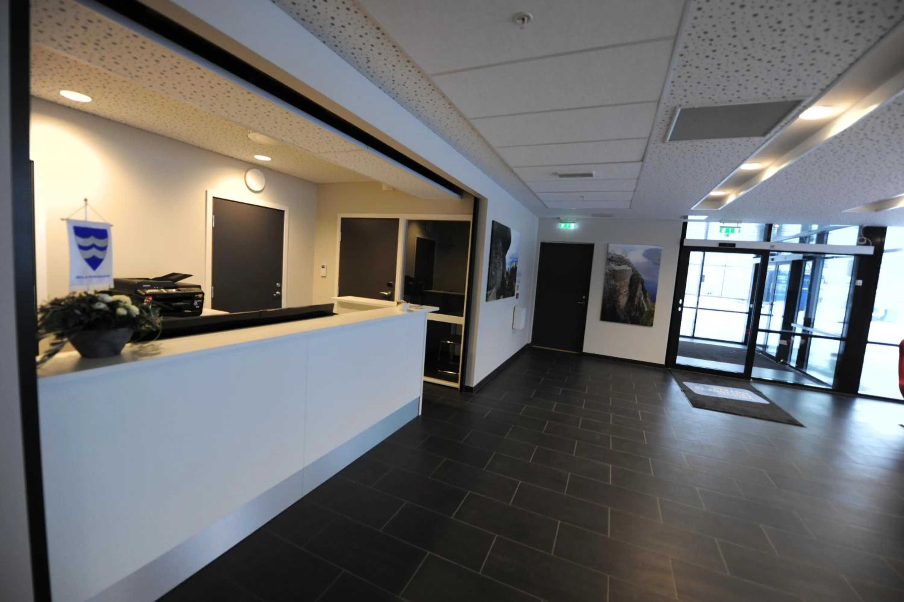 Lobby or reception in Tananger Apartment Hotel