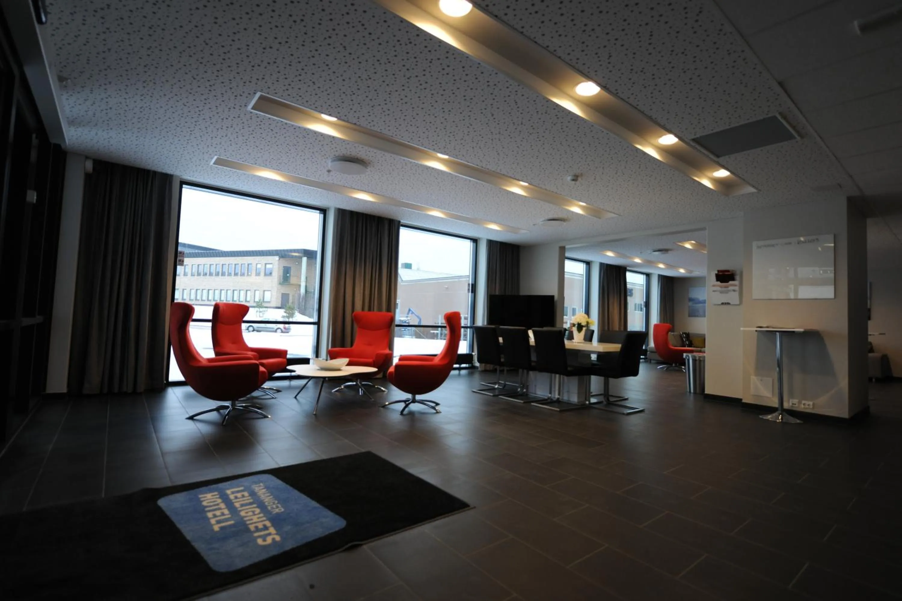 Lobby or reception in Tananger Apartment Hotel