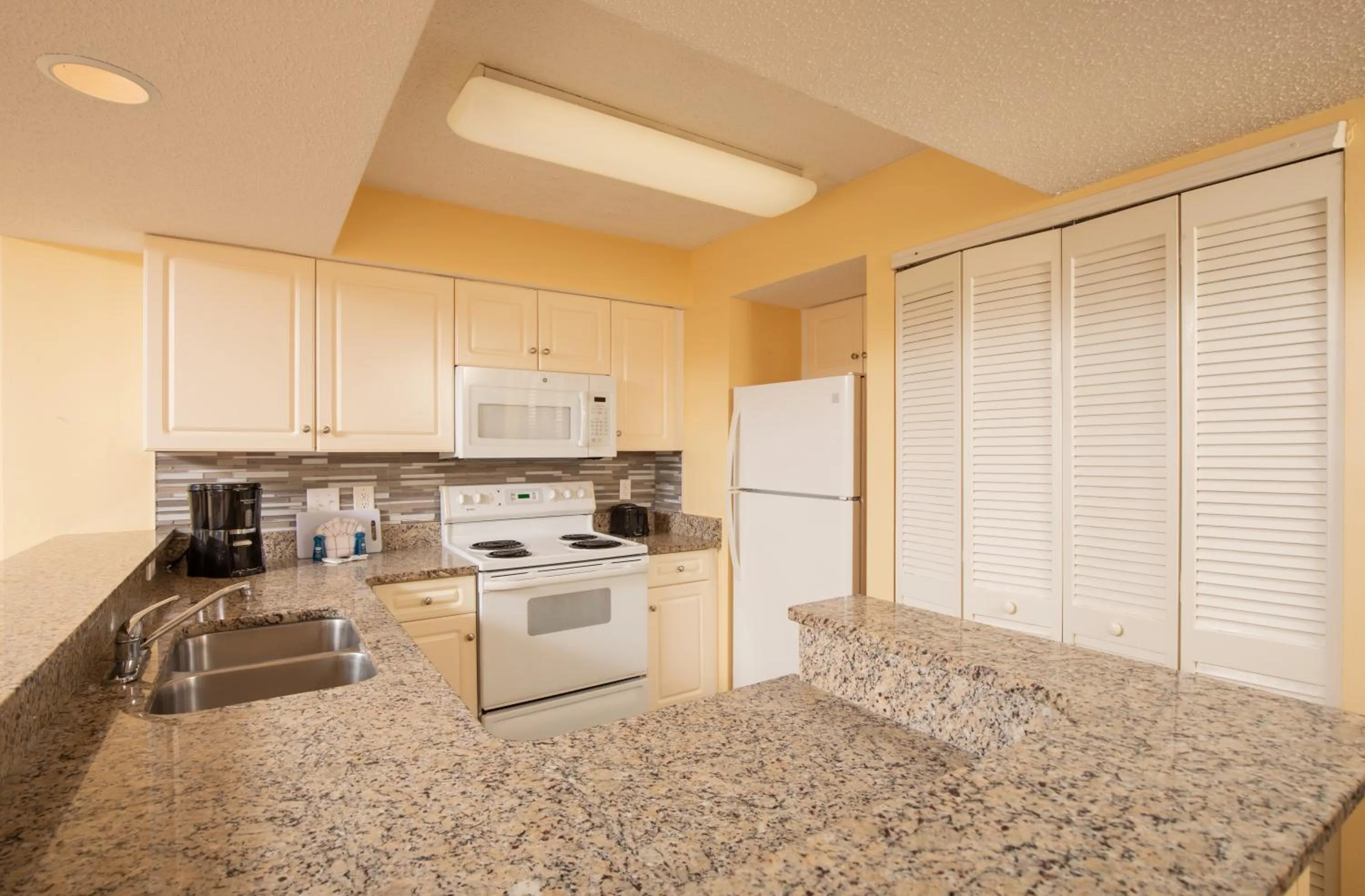 kitchen in Grande Shores Ocean Resorts Condominiums