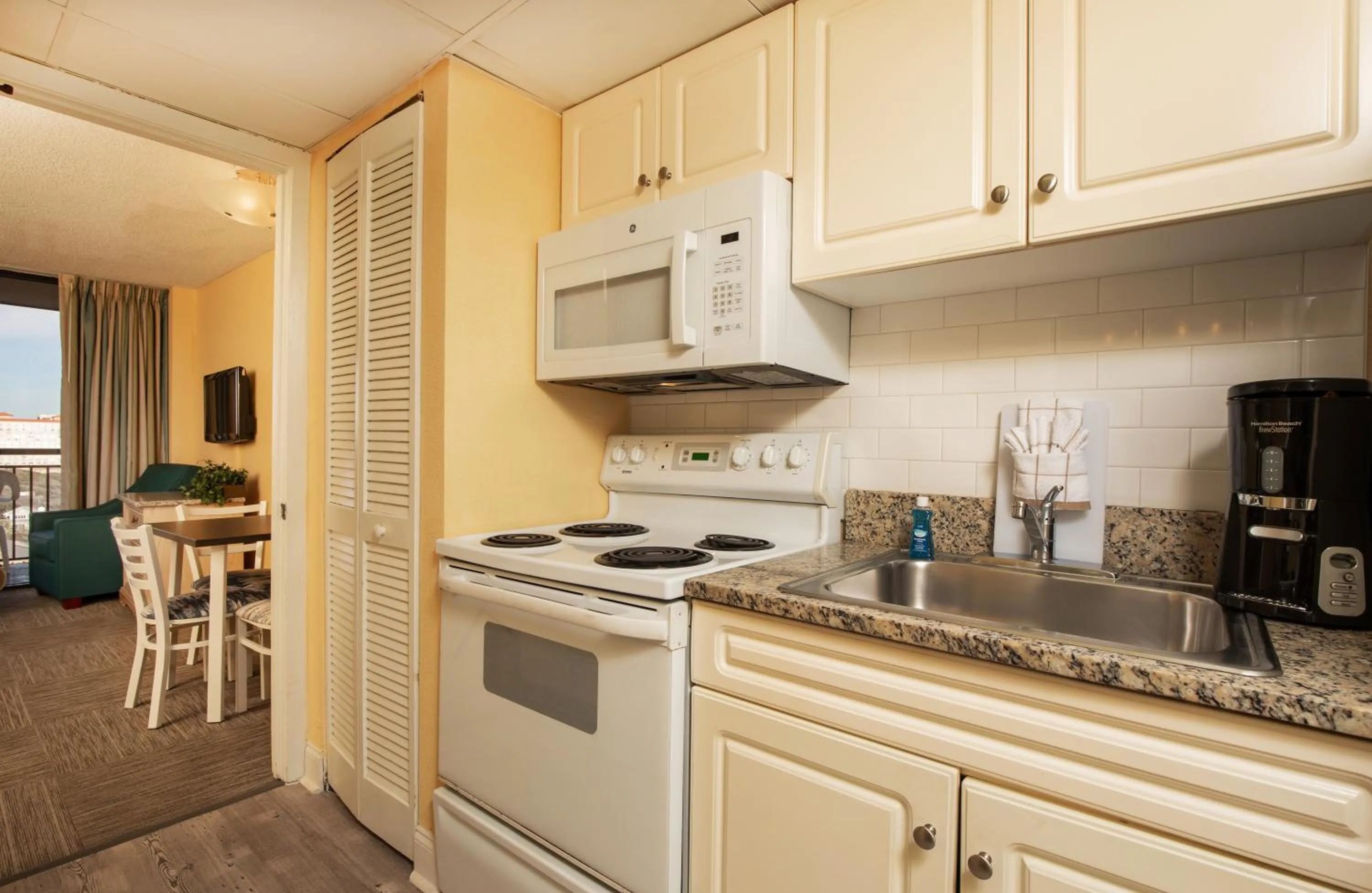kitchen in Grande Shores Ocean Resorts Condominiums