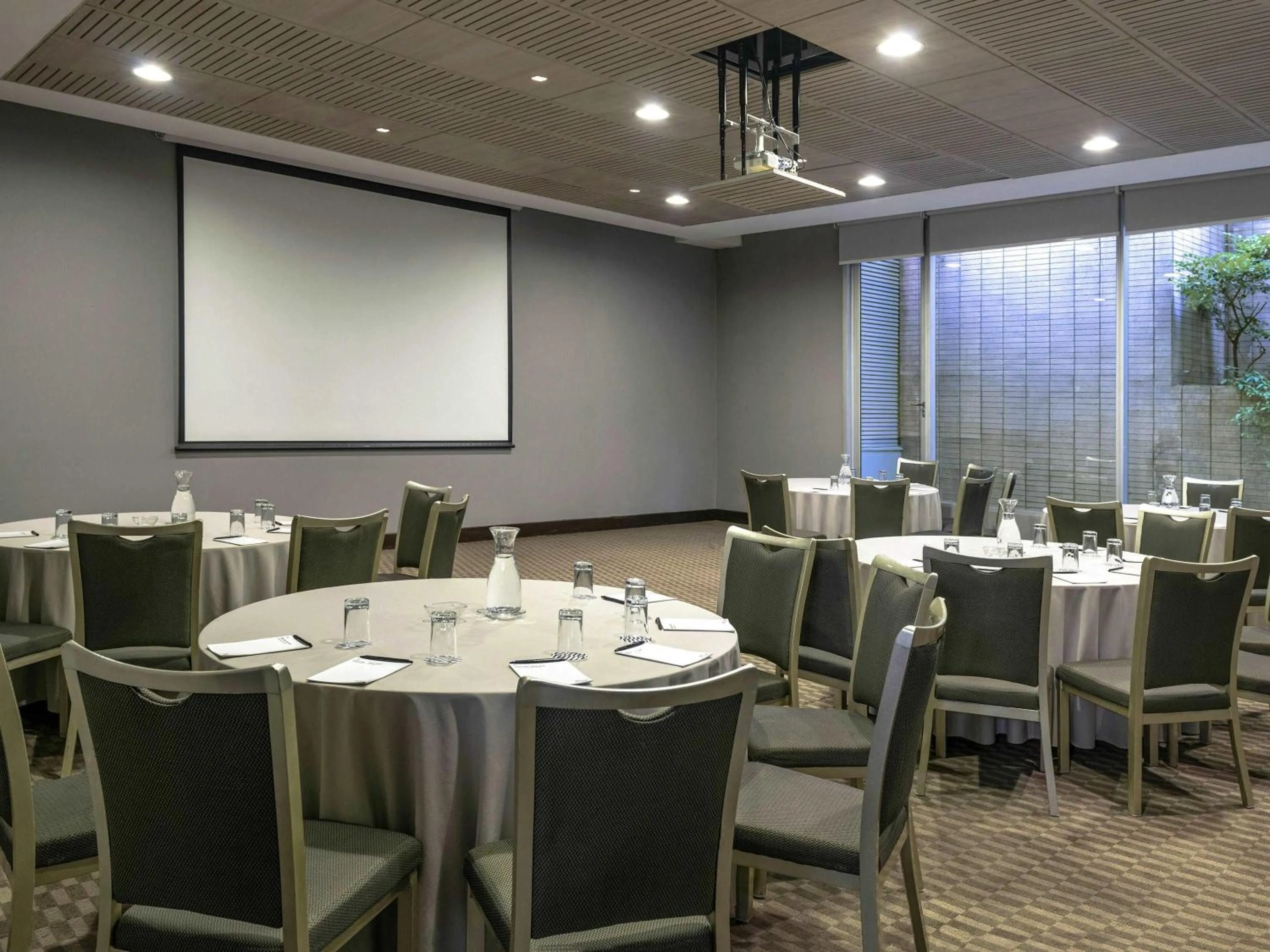 Meeting/conference room in Pullman Santiago Vitacura