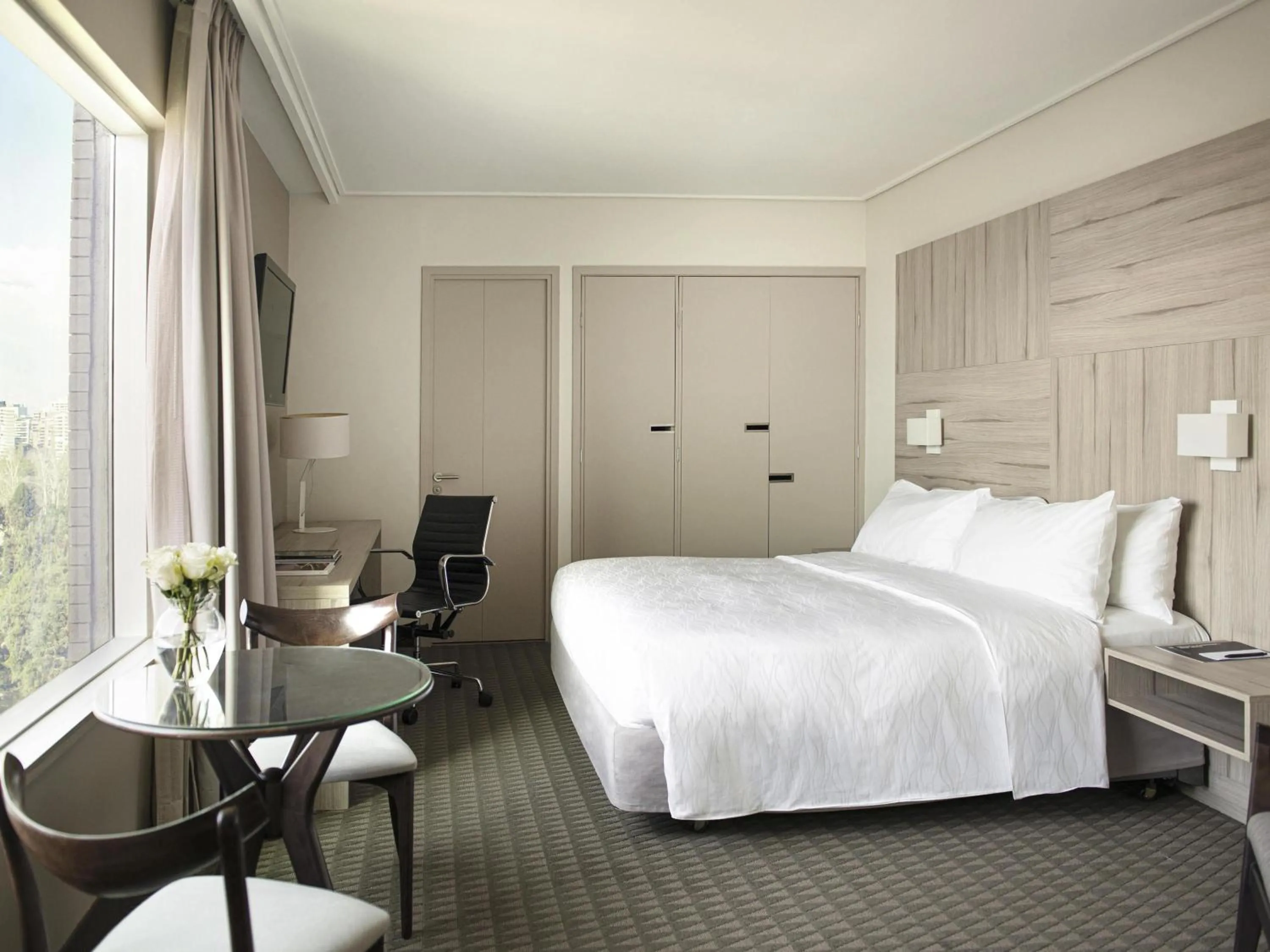 Bedroom, Bed in Pullman Santiago Vitacura