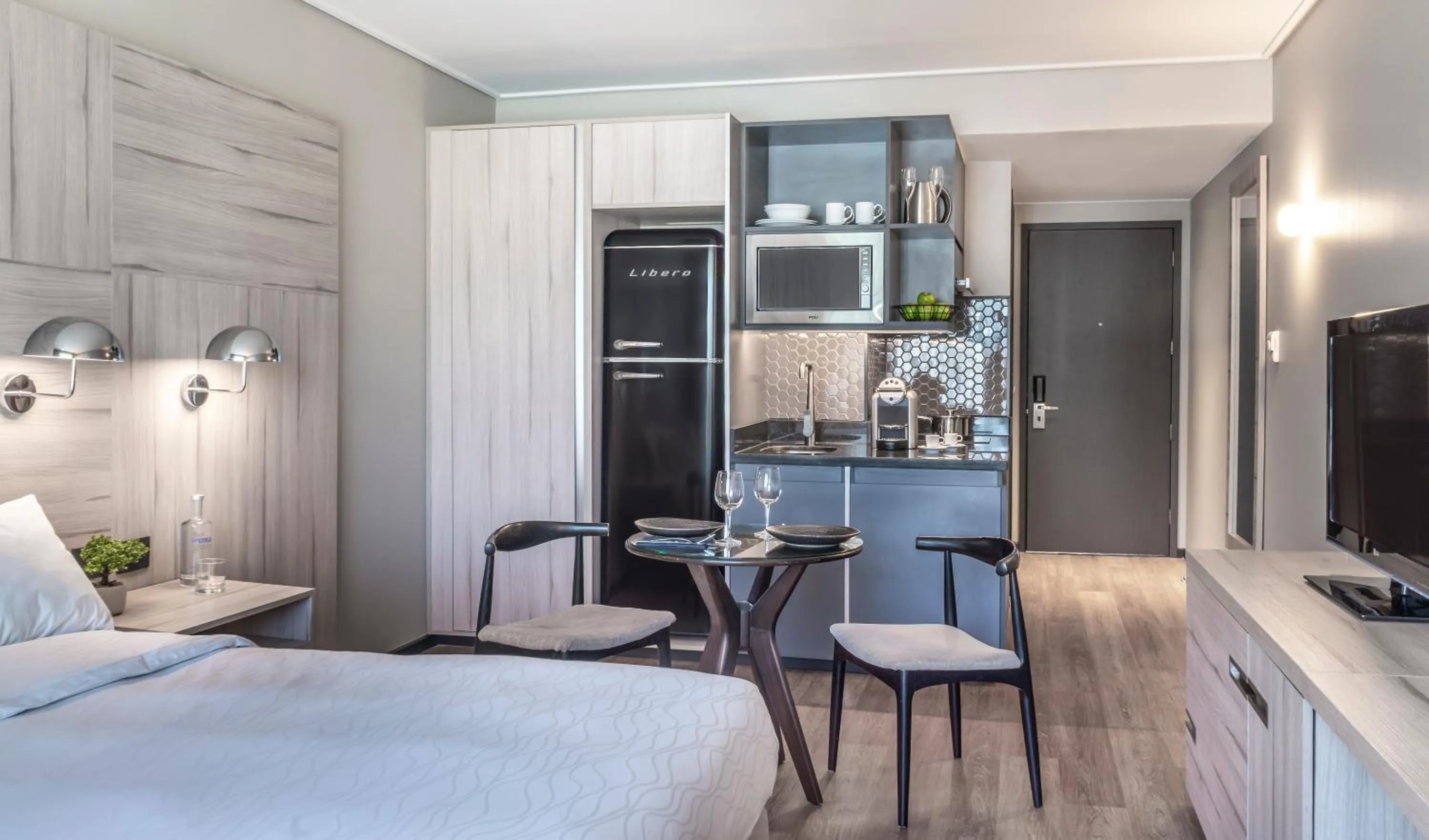 kitchen, Bed in Pullman Santiago Vitacura