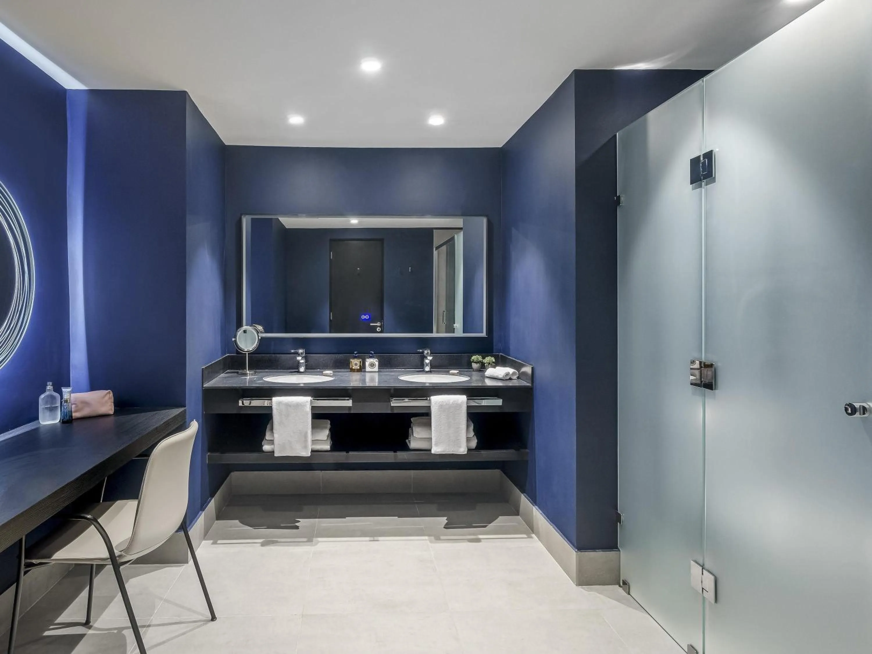 Bedroom in Pullman Santiago Vitacura