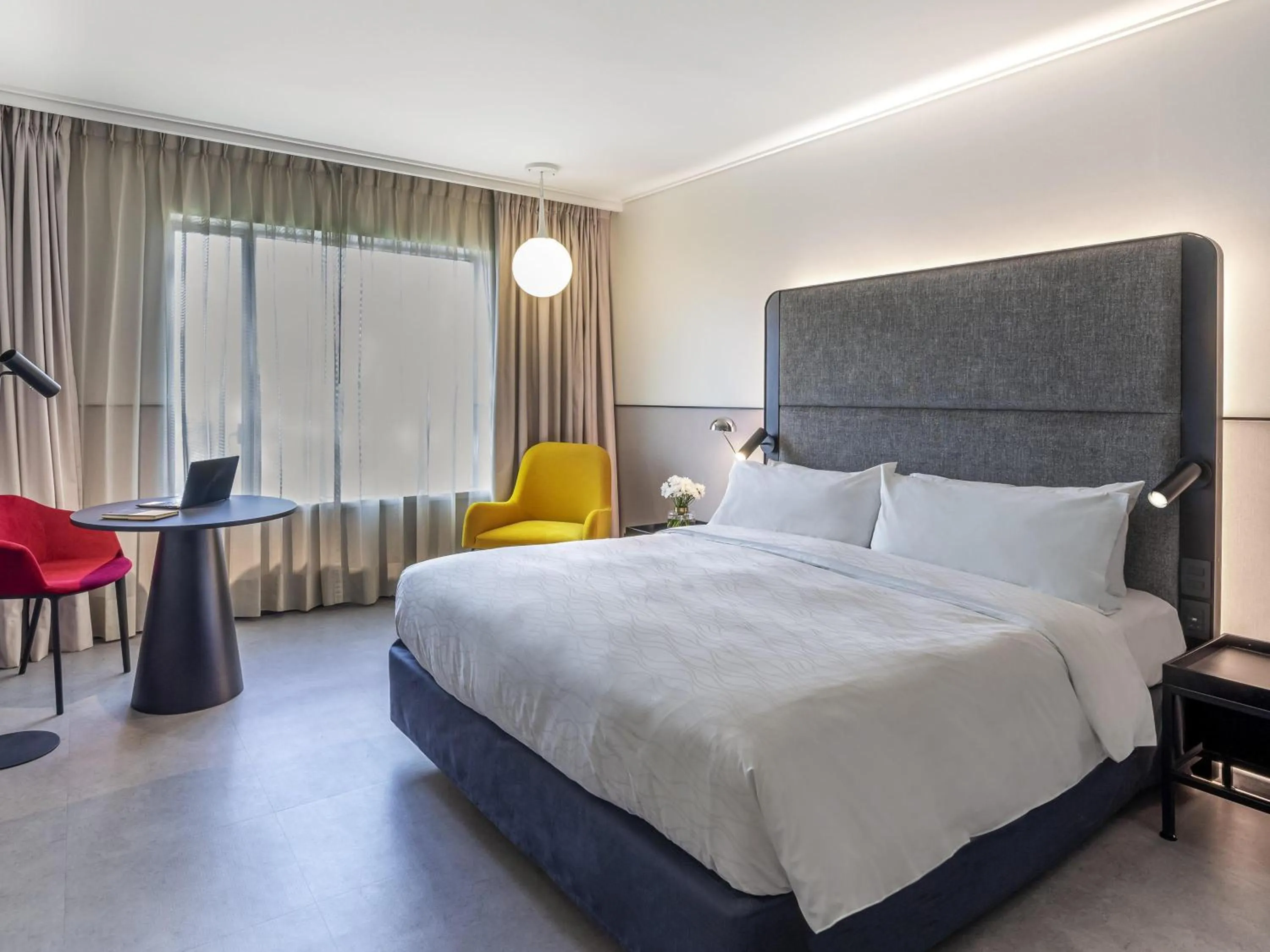 Bedroom, Bed in Pullman Santiago Vitacura