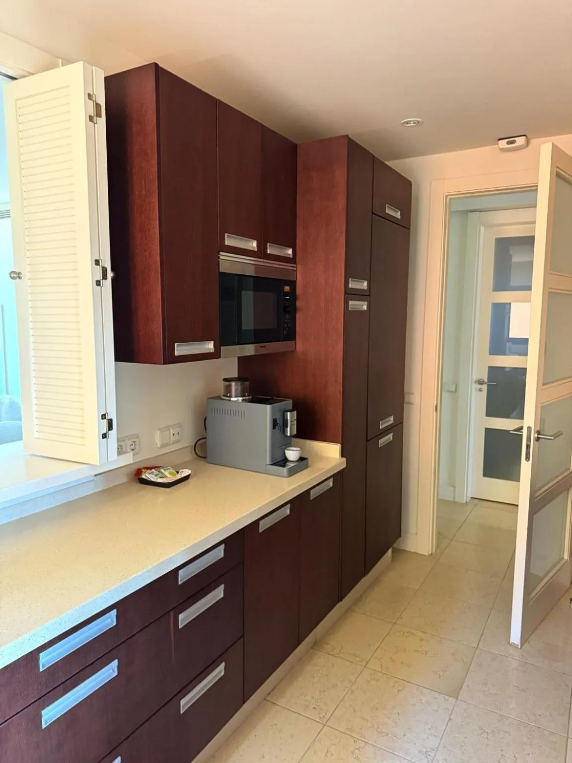 kitchen in Aparthotel Novo Resort