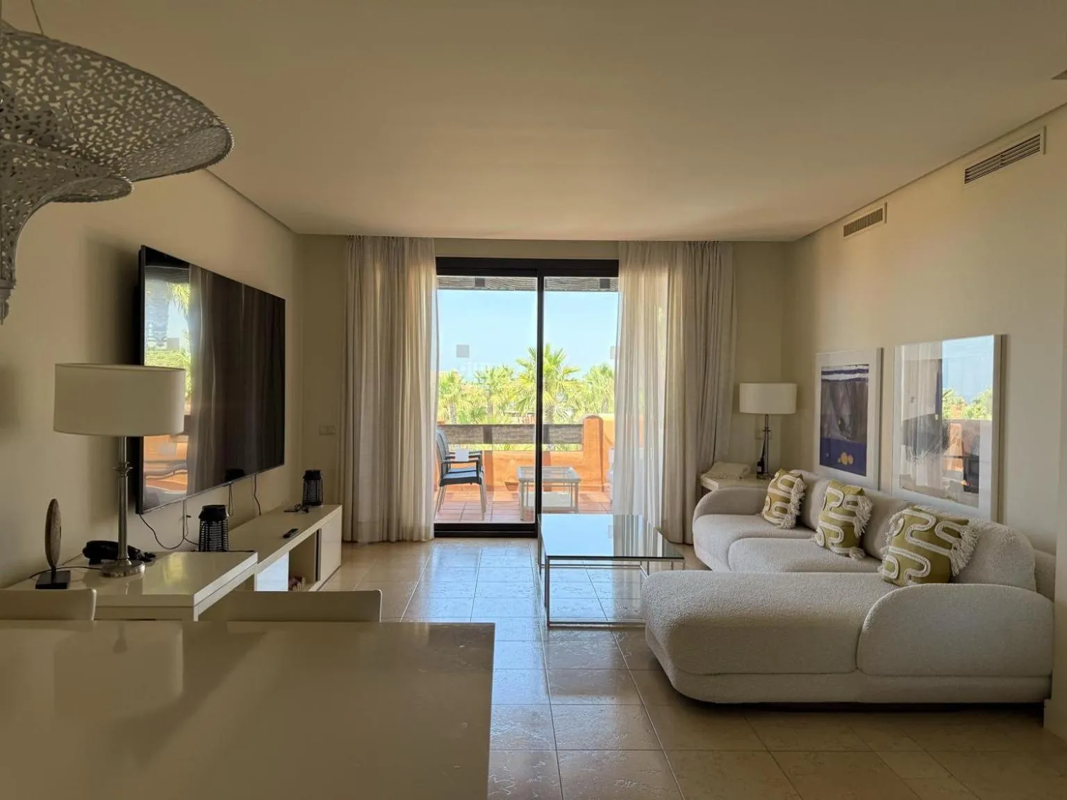 Living room, Bed in Aparthotel Novo Resort