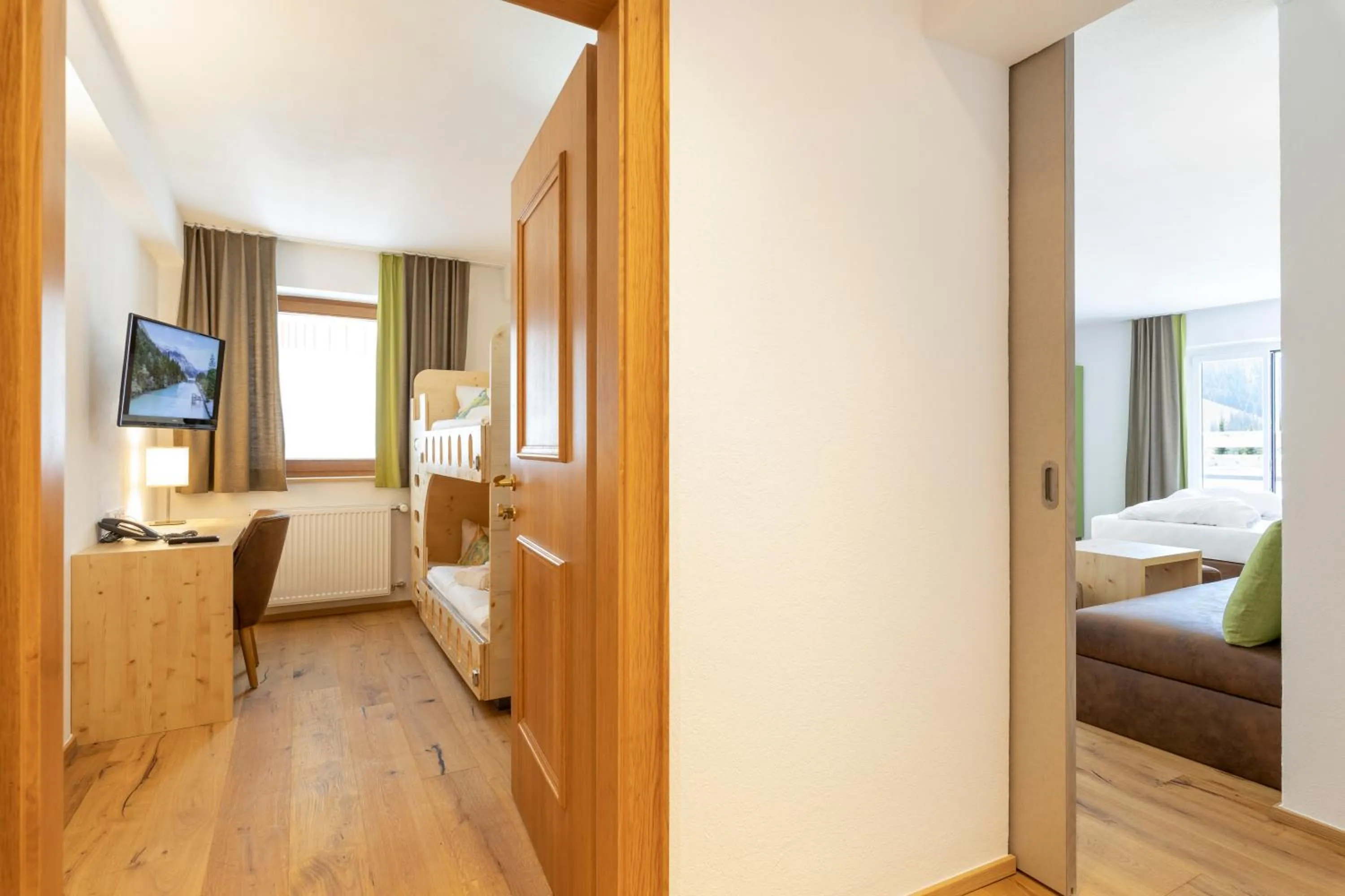 Photo of the whole room, Bed in Familotel Kaiserhof - Families only