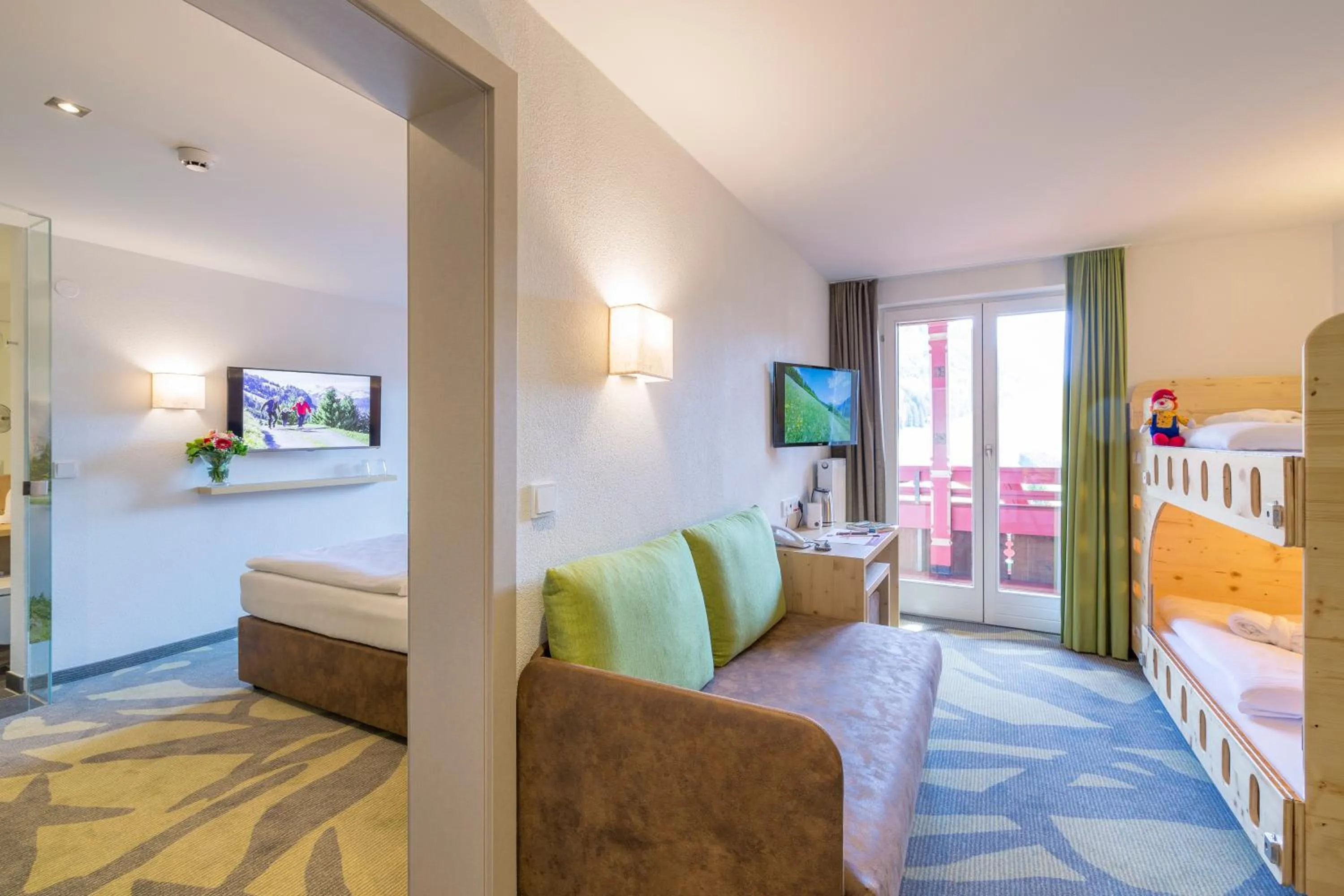 Photo of the whole room, Bed in Familotel Kaiserhof - Families only