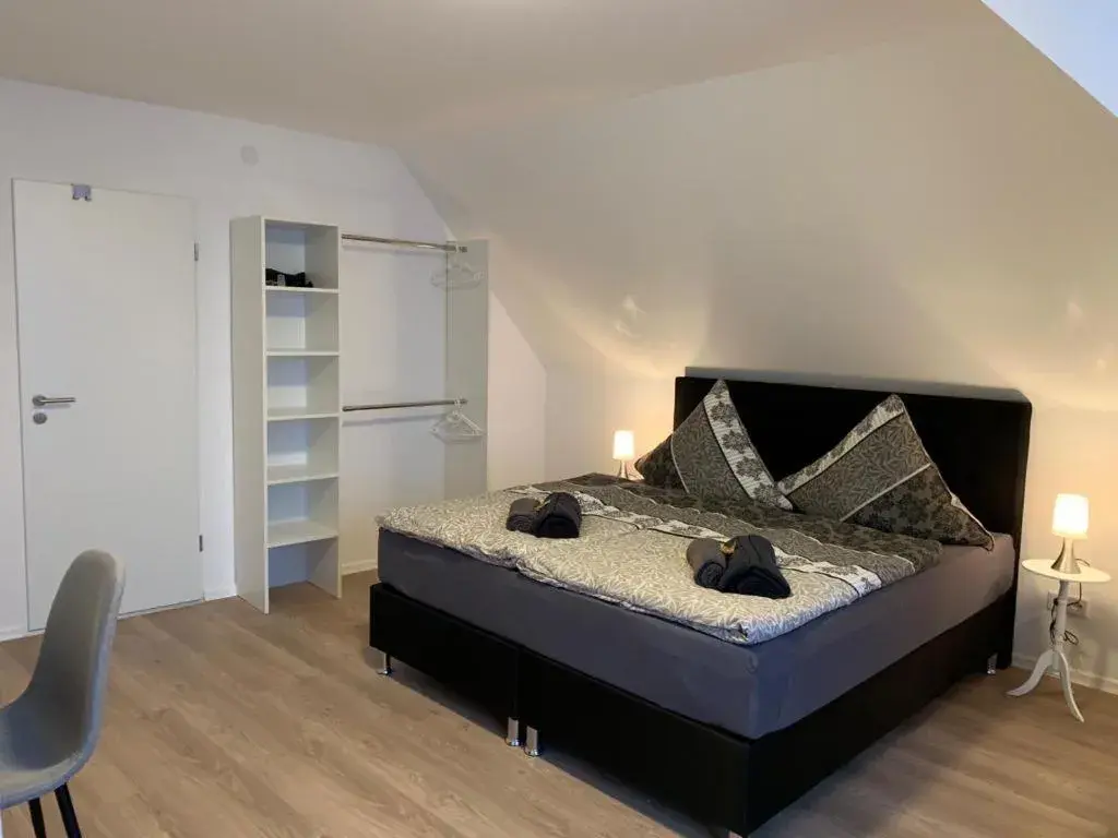 Deluxe Twin Room in Checkinn Hotel Deluxe Twin Room in Checkinn Hotel