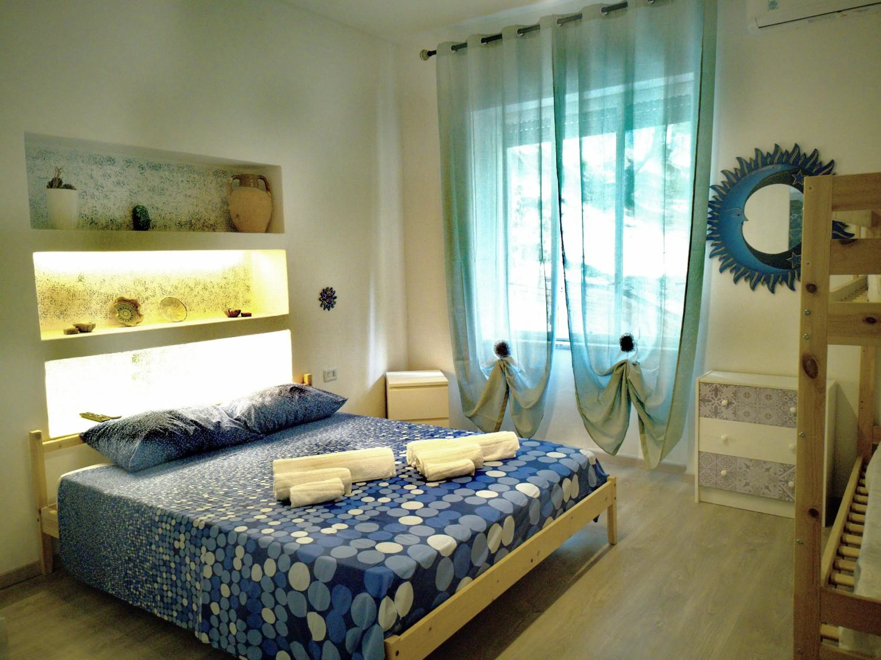 Family Double Room in Villa Edwige B&B