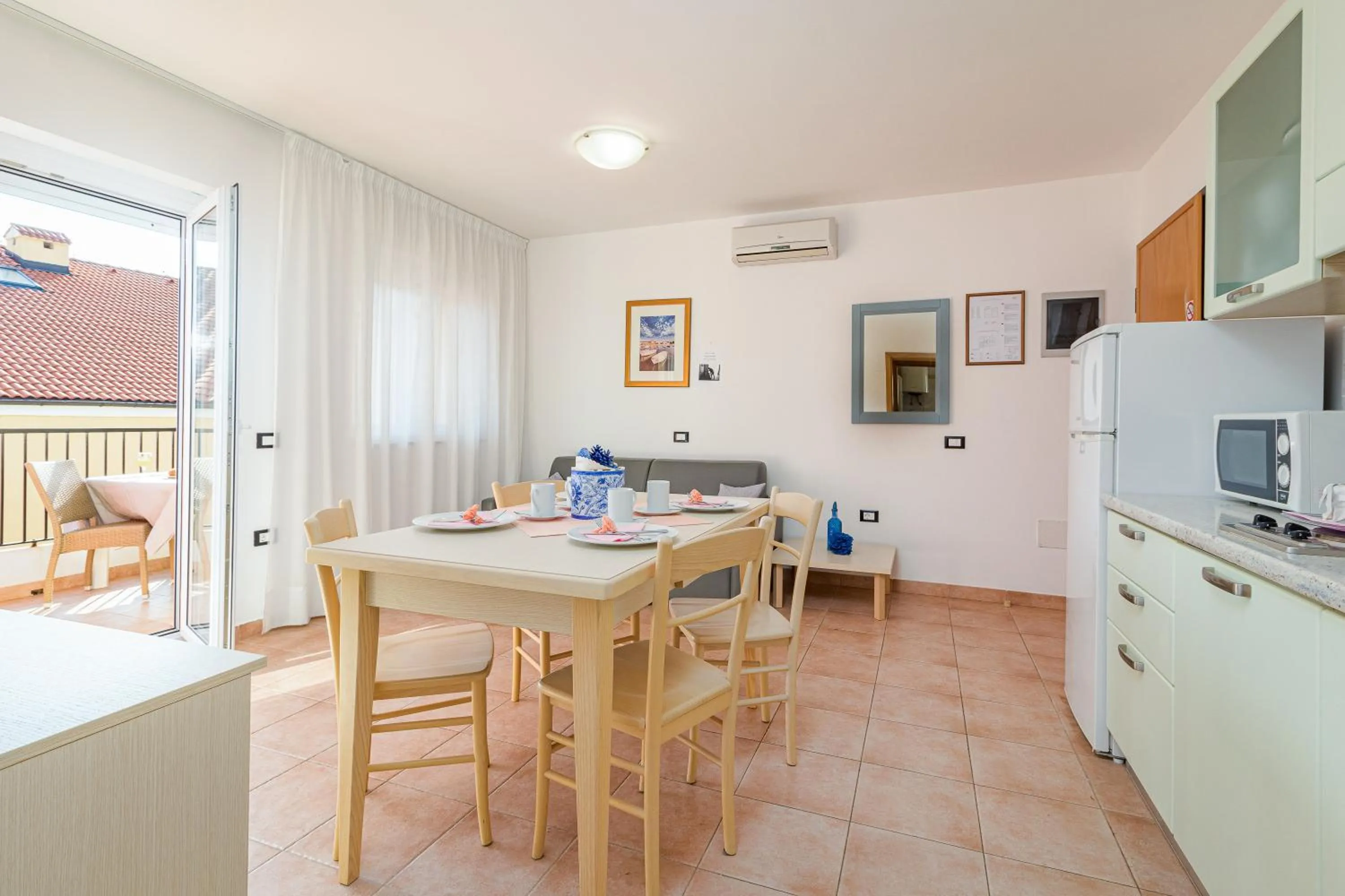 Dining area in Residence Kamenjak