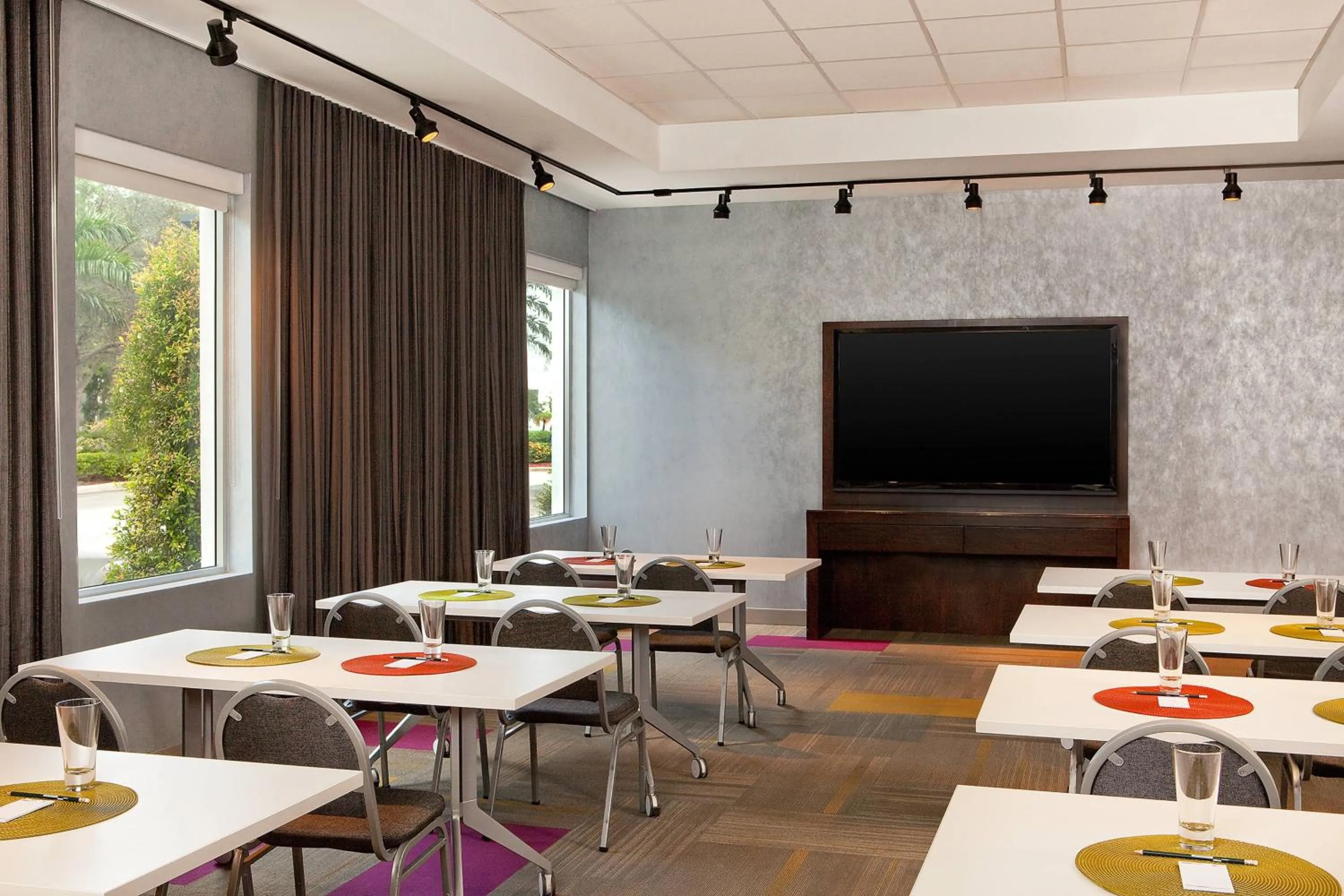 Meeting/conference room in Aloft Miami Doral
