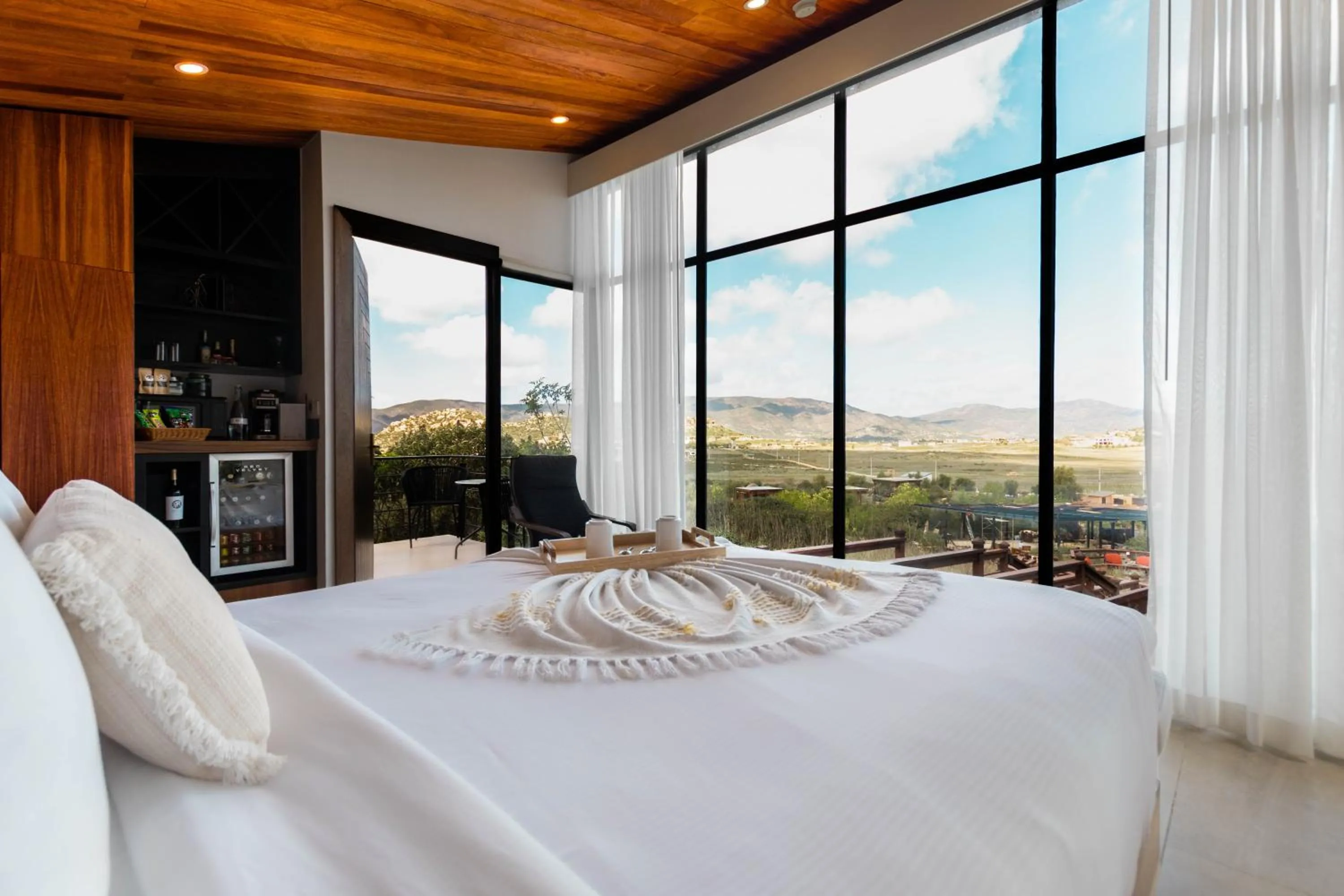 Mountain view, Bed in Contemplacion Resort & Spa