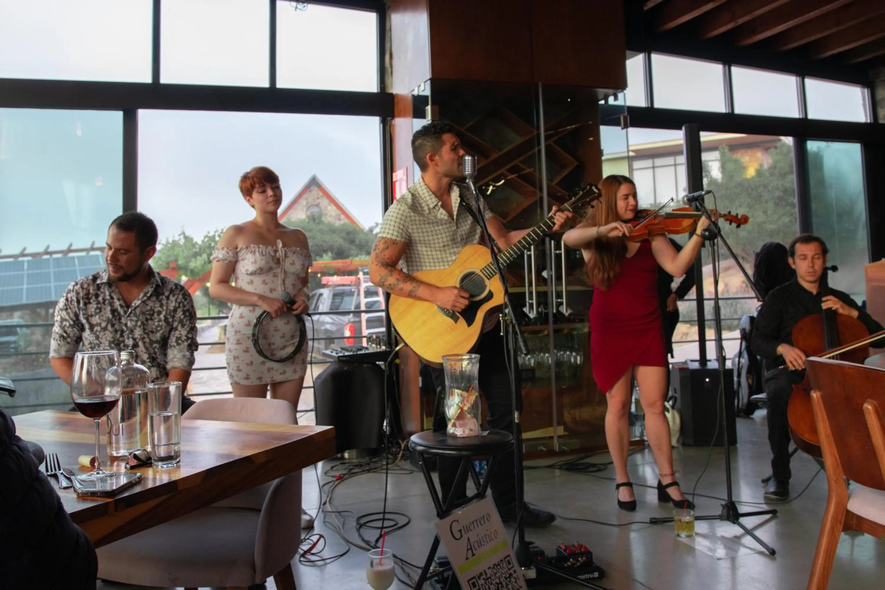 Restaurant/places to eat in Contemplacion Resort & Spa