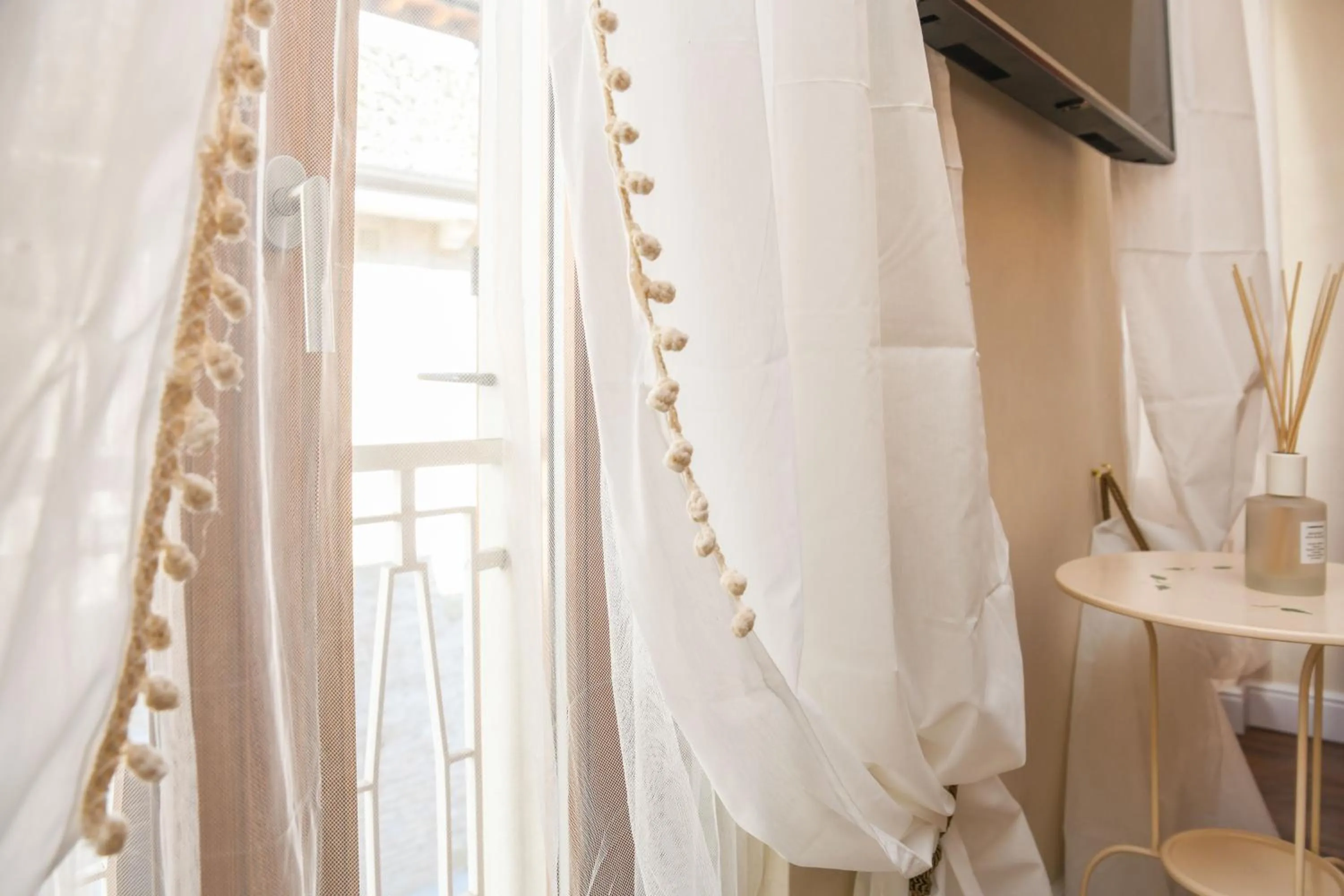 Property building in Luxury Suite Sirmione