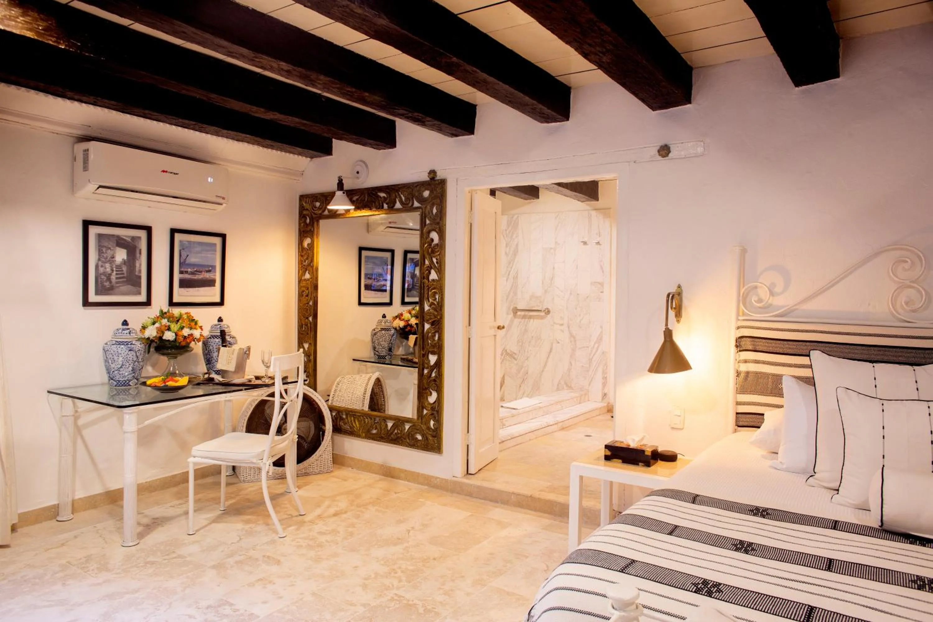 Bed in Leones de Alba Hotel Boutique