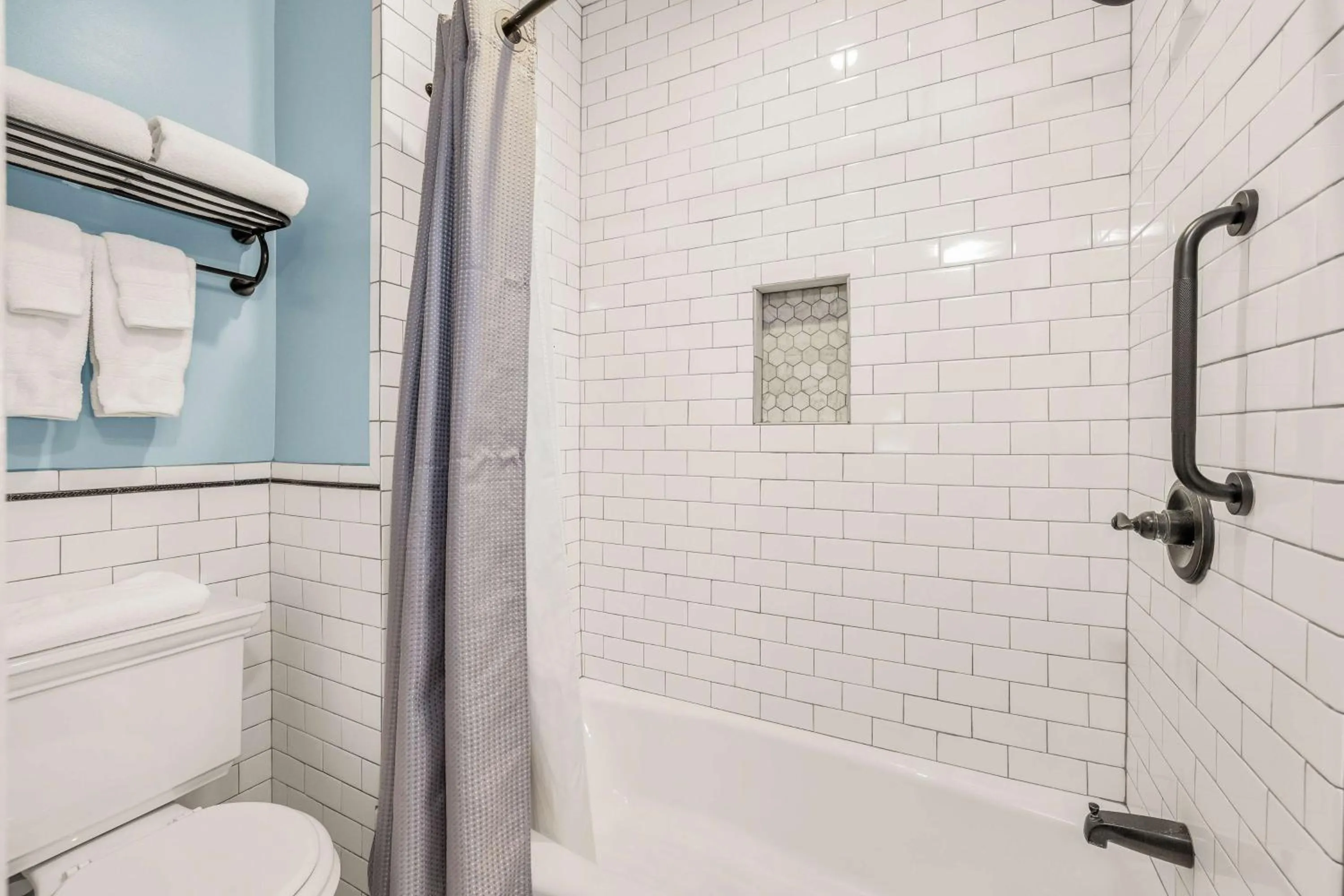 Bathroom in Hotel Petaluma, Tapestry Collection by Hilton