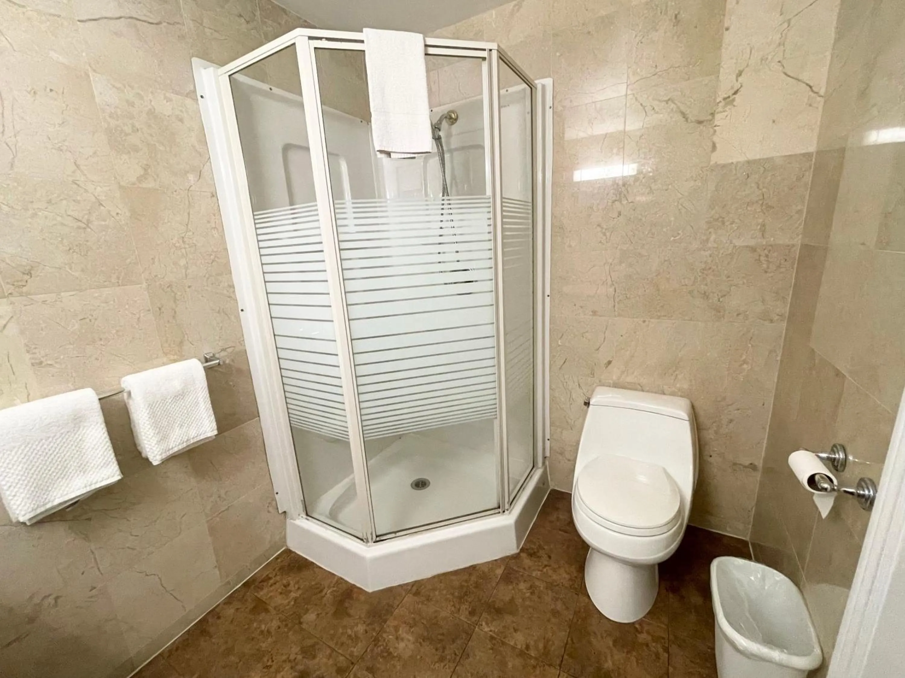 Shower in North Bay Inn