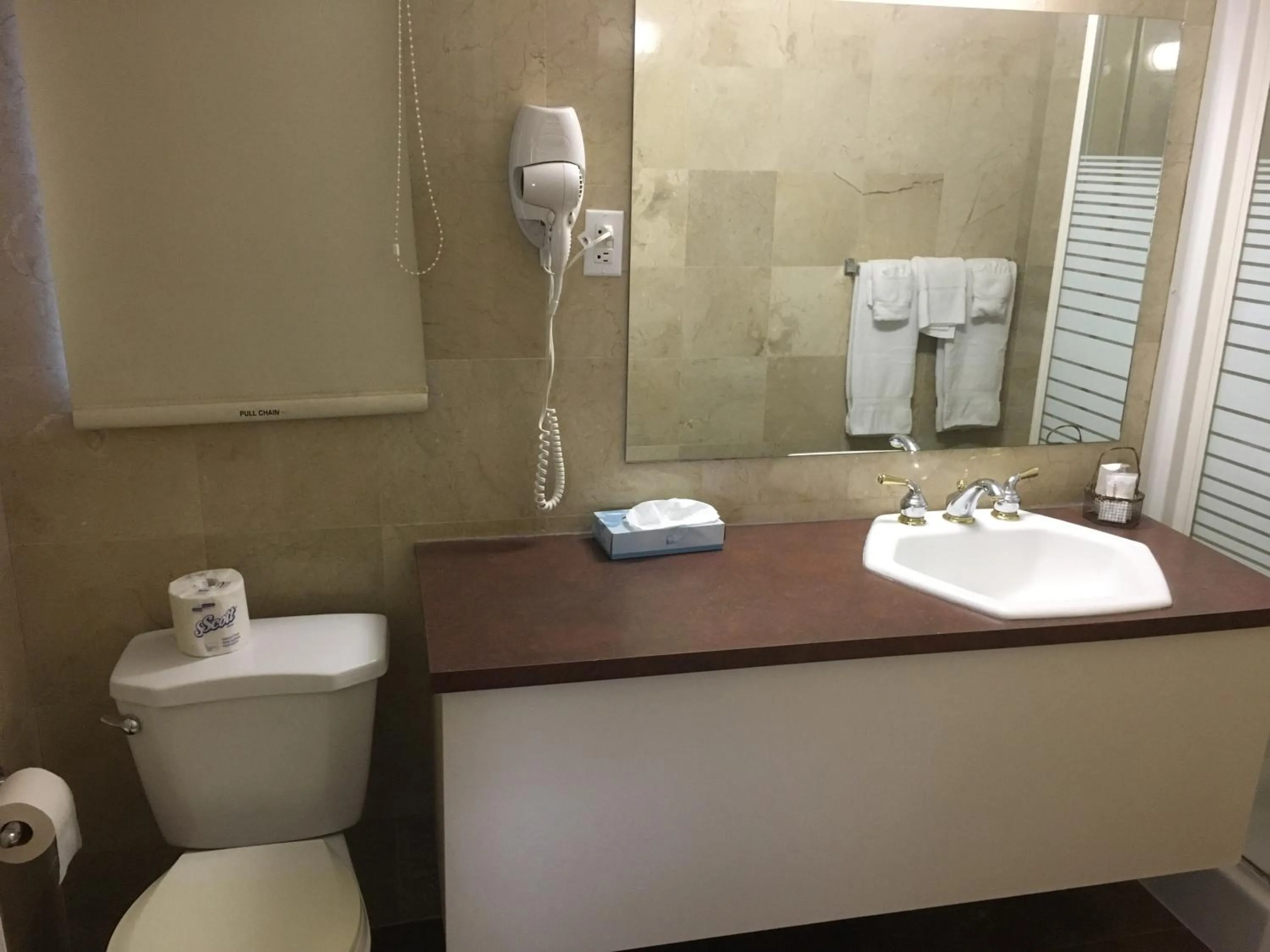 towels in North Bay Inn