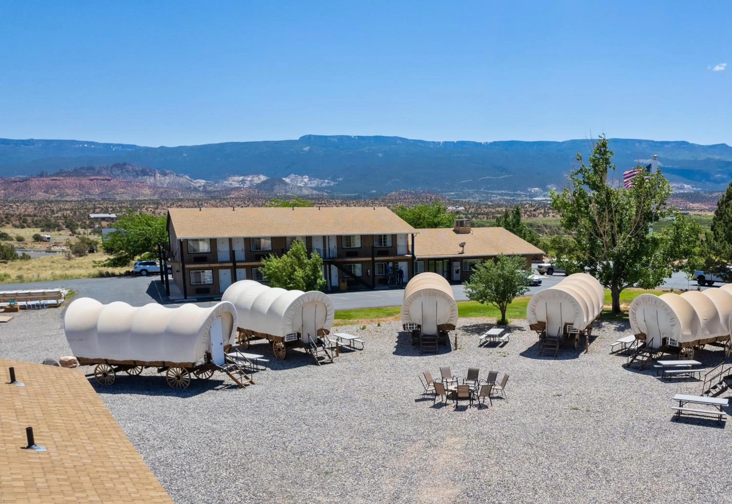 Broken Spur Inn & Steakhouse