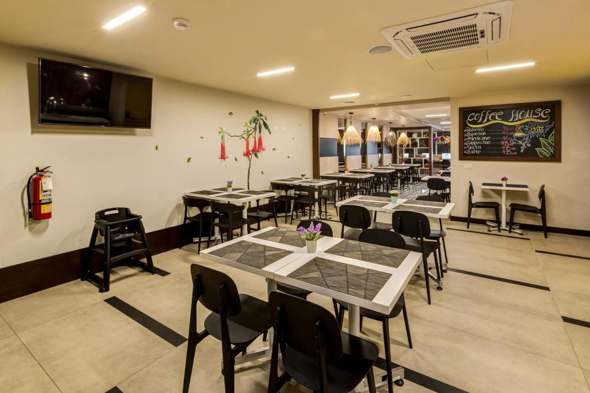 Restaurant/places to eat in Arawi Miraflores Express