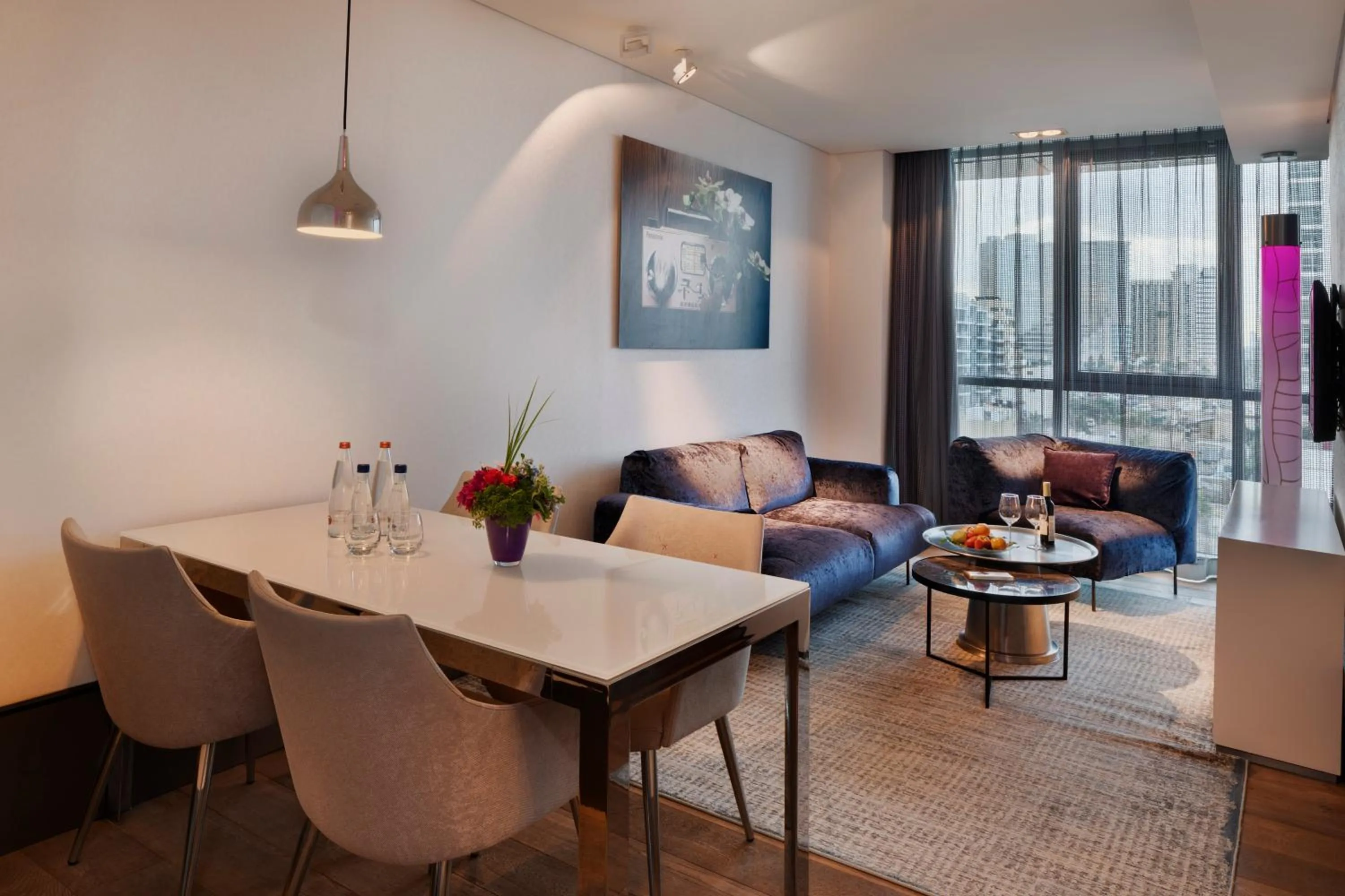 Living room in Royal Beach Hotel Tel Aviv by Isrotel Exclusive