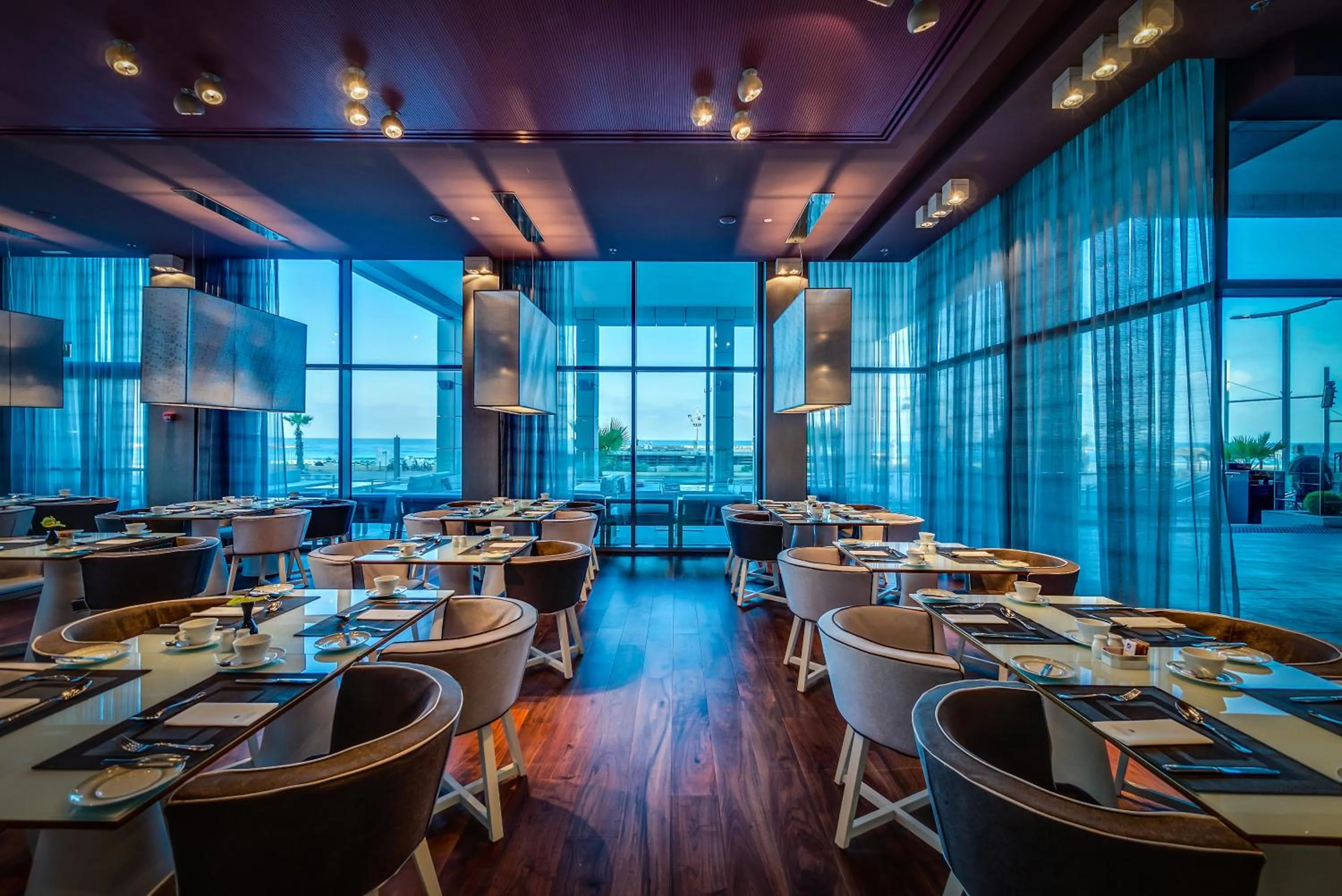 Restaurant/places to eat in Royal Beach Hotel Tel Aviv by Isrotel Exclusive