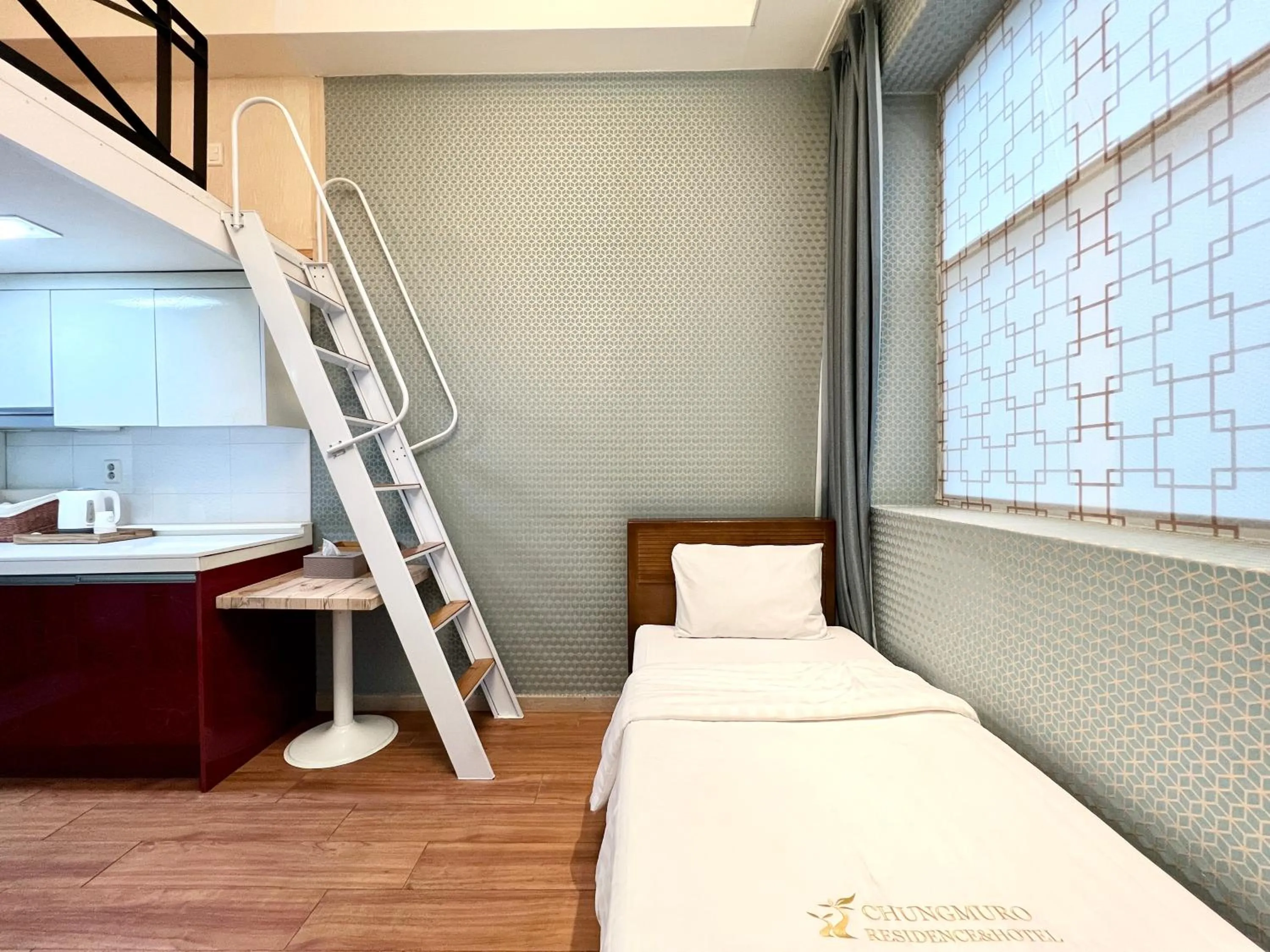 Bed in Myeongdong Merlin Hotel