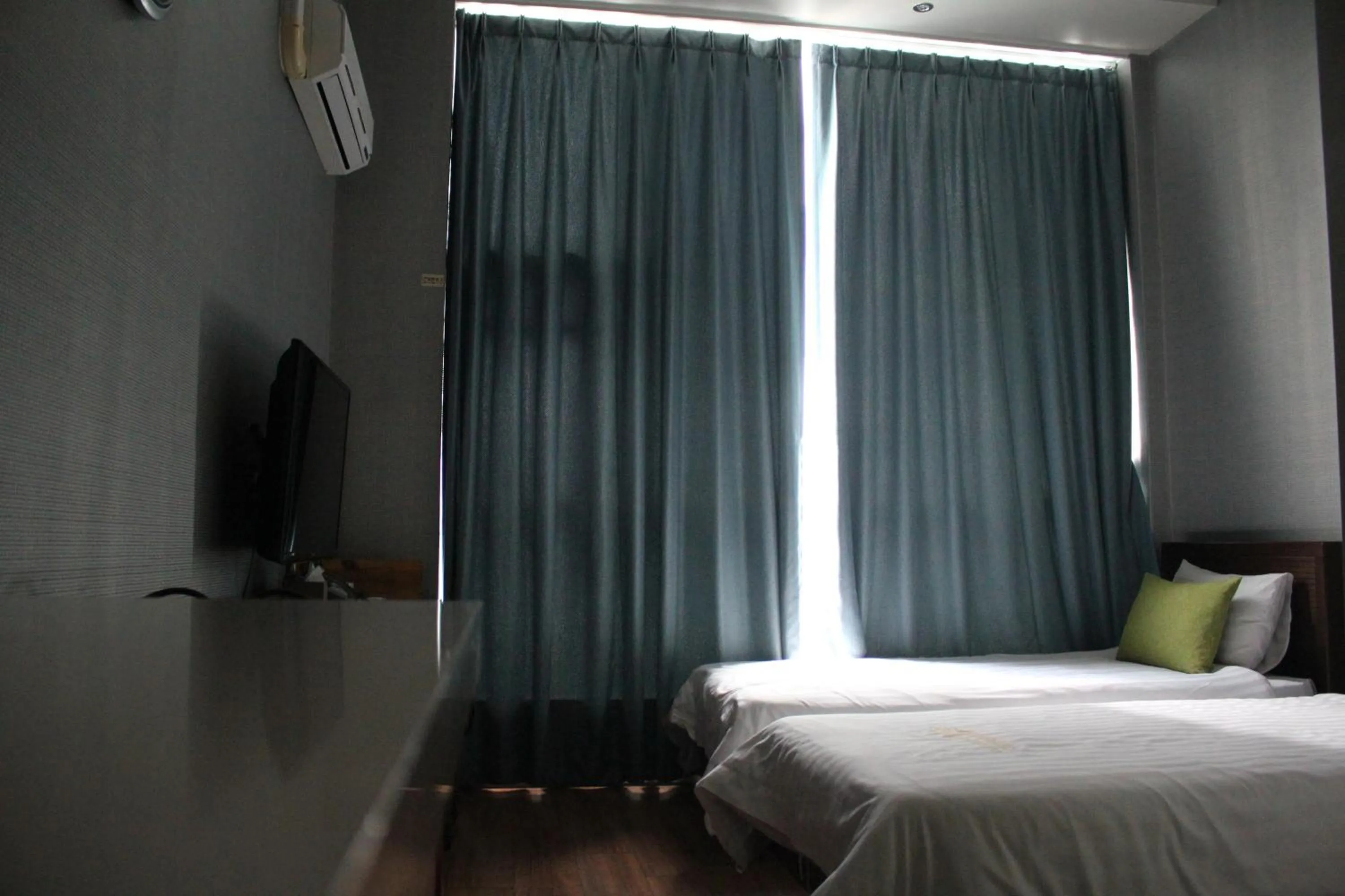 Bed in Myeongdong Merlin Hotel
