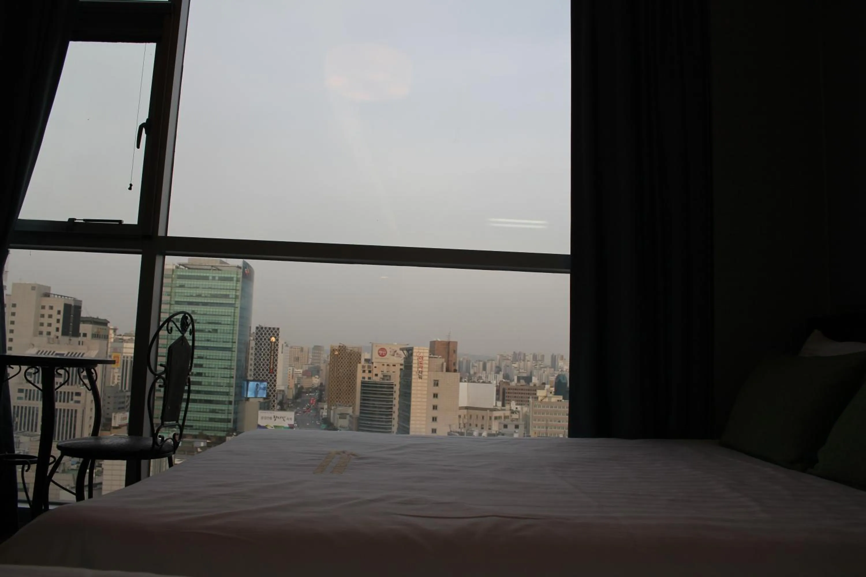 Bed in Myeongdong Merlin Hotel
