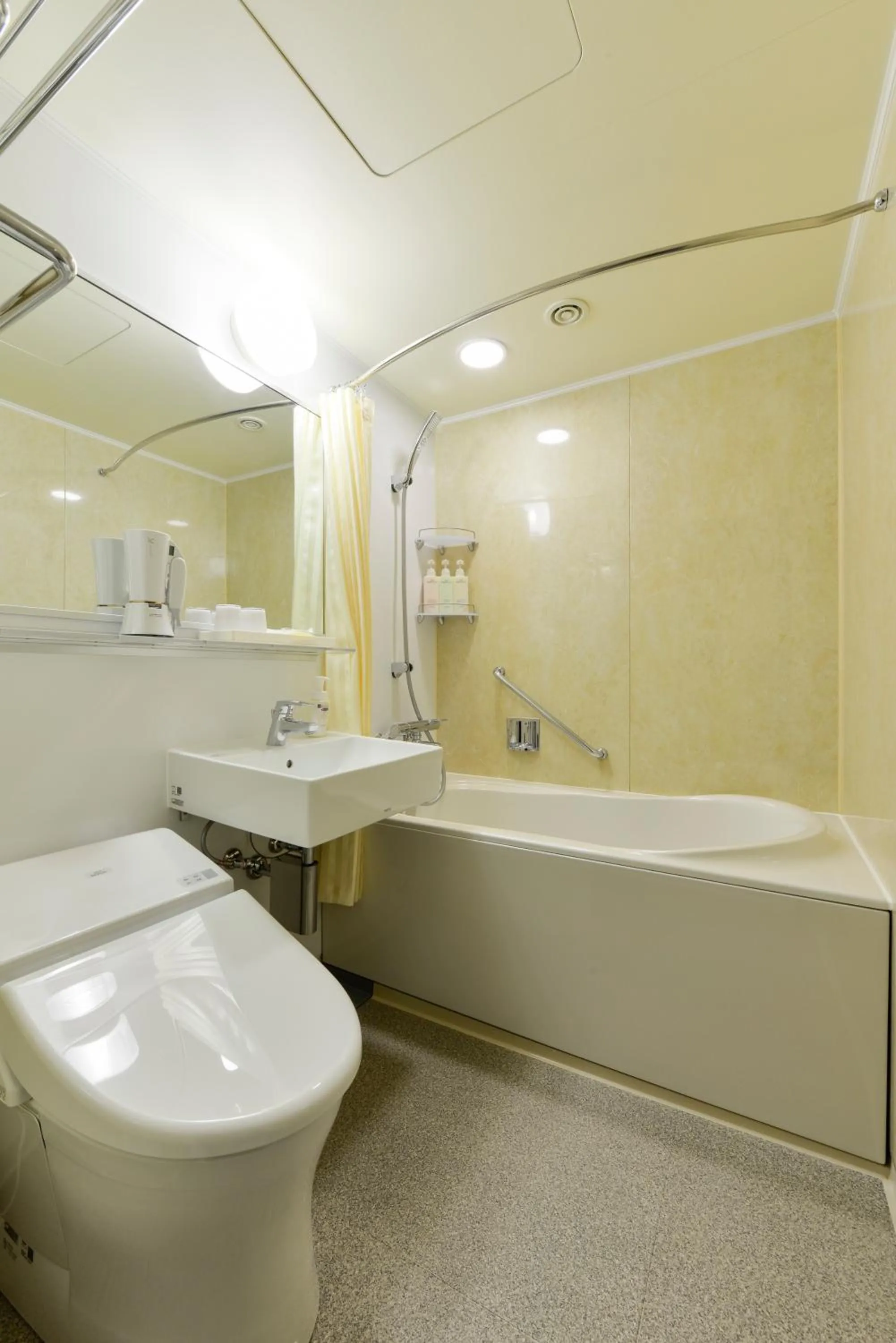 Bathroom in JR Kyushu Hotel Nagasaki