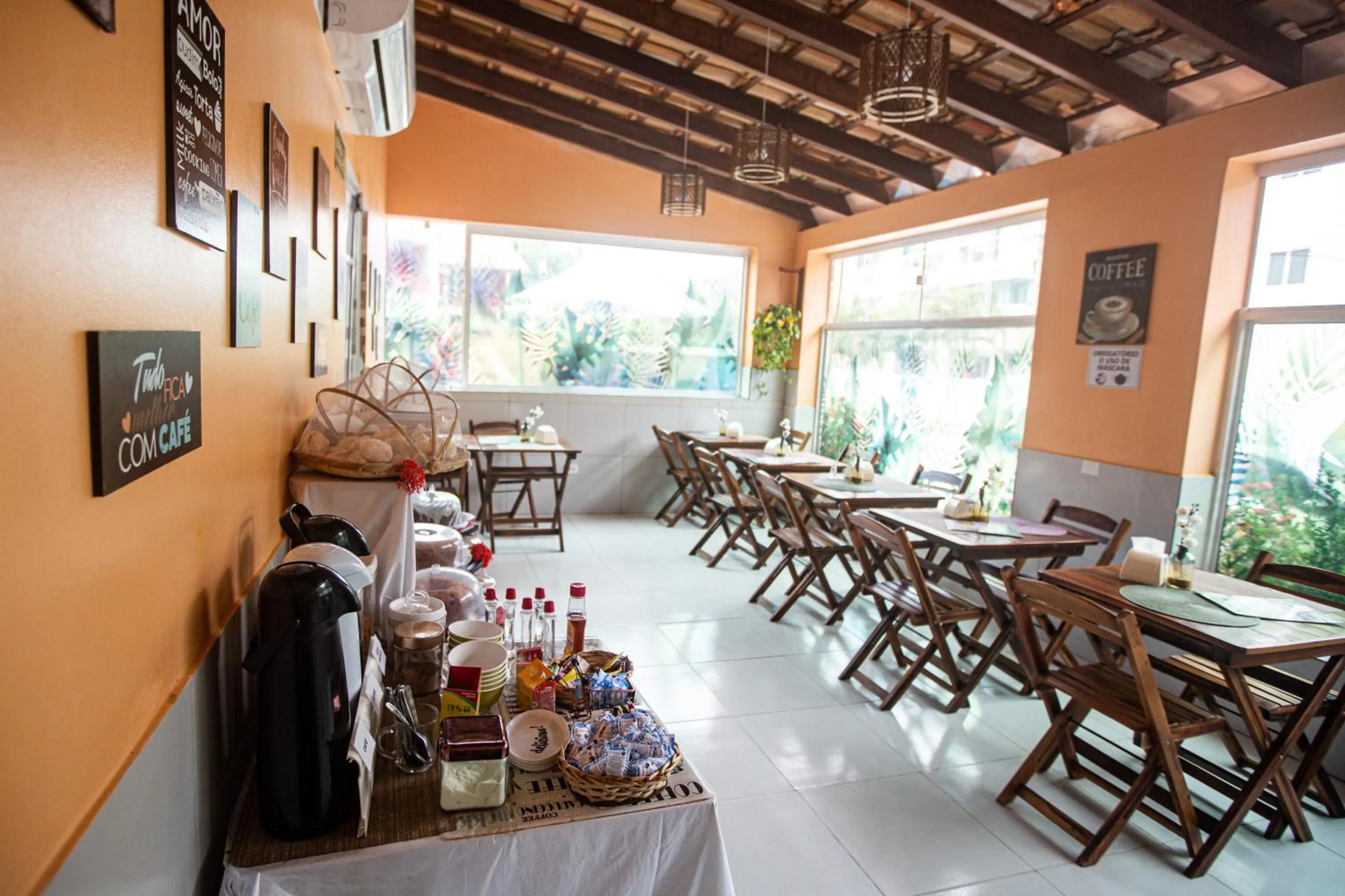 Breakfast in Pousada Sereia do Porto