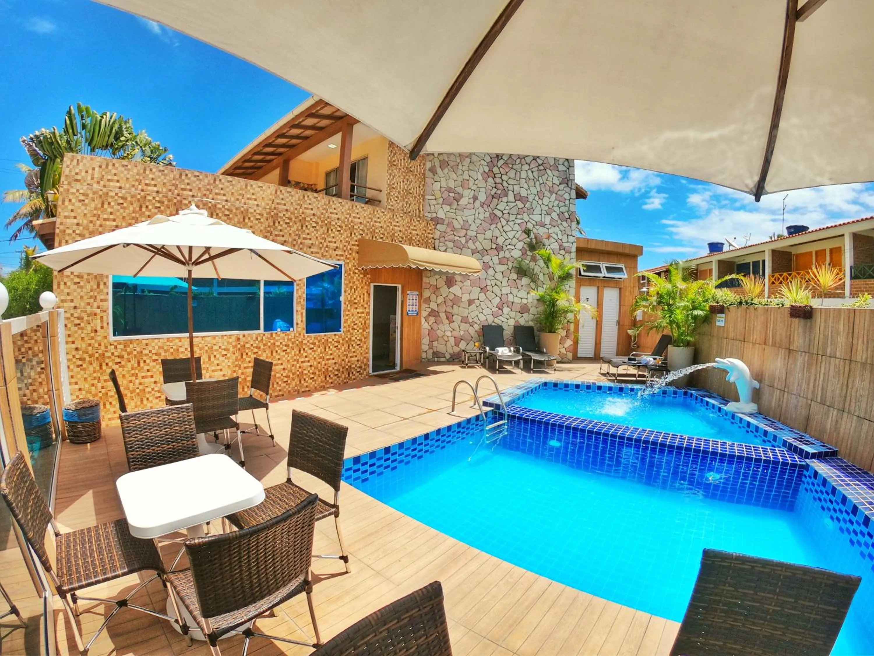 Swimming pool in Pousada Sereia do Porto