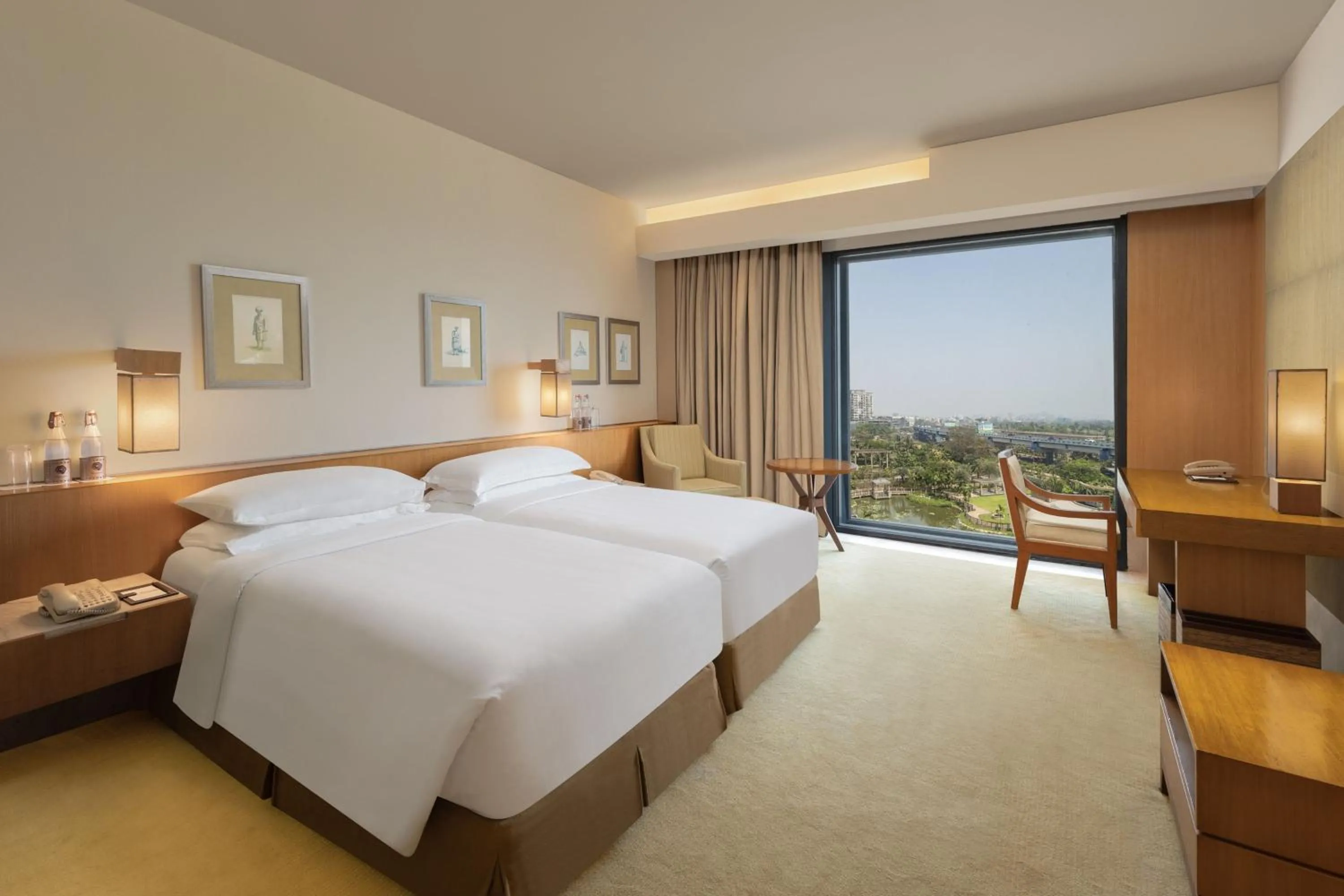 Photo of the whole room, Bed in ITC Sonar, a Luxury Collection Hotel, Kolkata