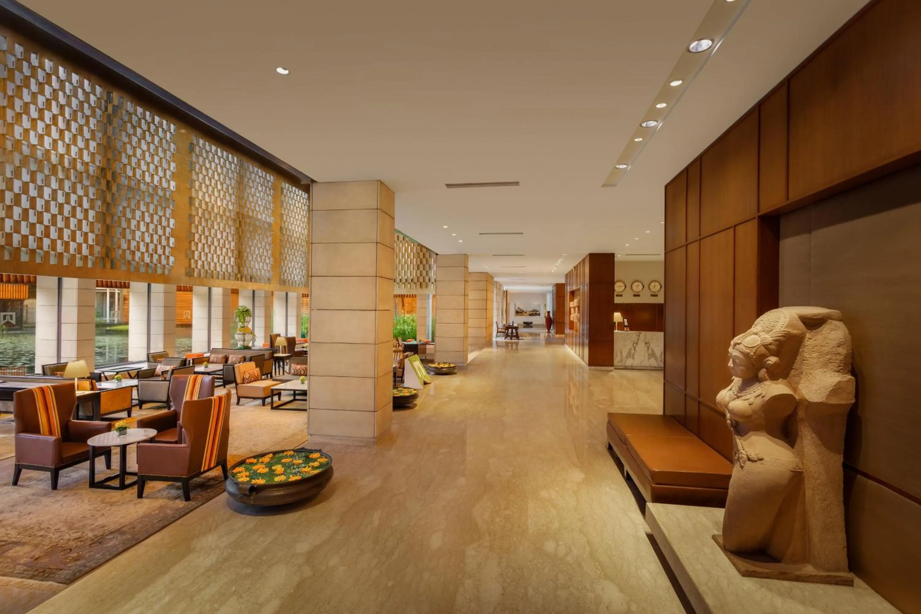 Lobby or reception in ITC Sonar, a Luxury Collection Hotel, Kolkata