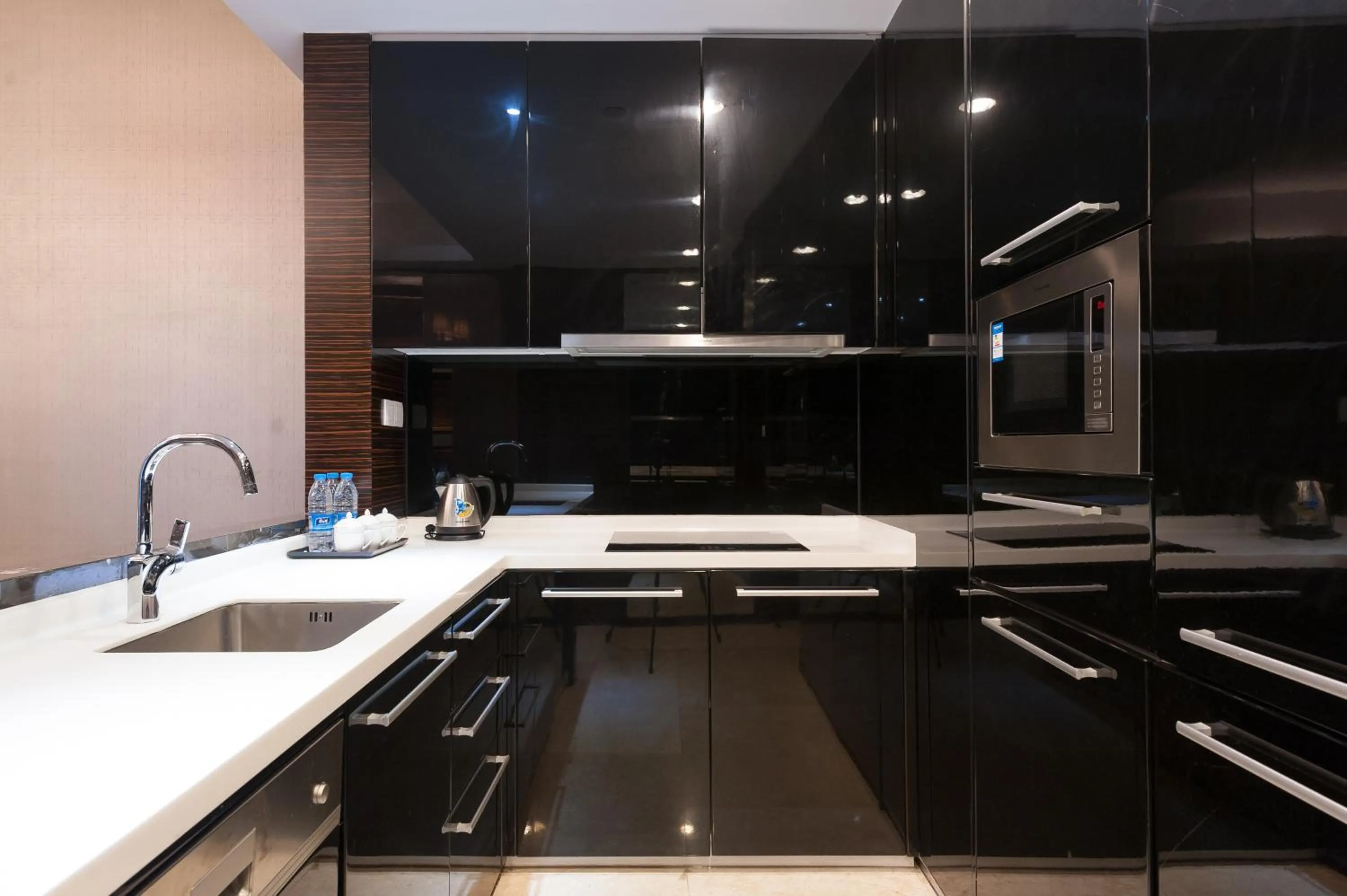 Kitchen or kitchenette in Yicheng Pazhou Poly World Trade Centre Apartment