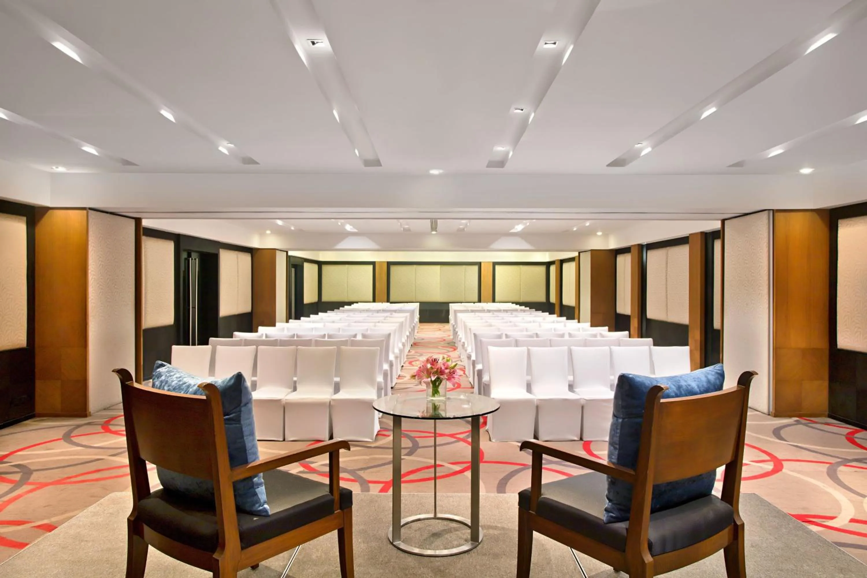 Meeting/conference room in Le Meridien Kochi