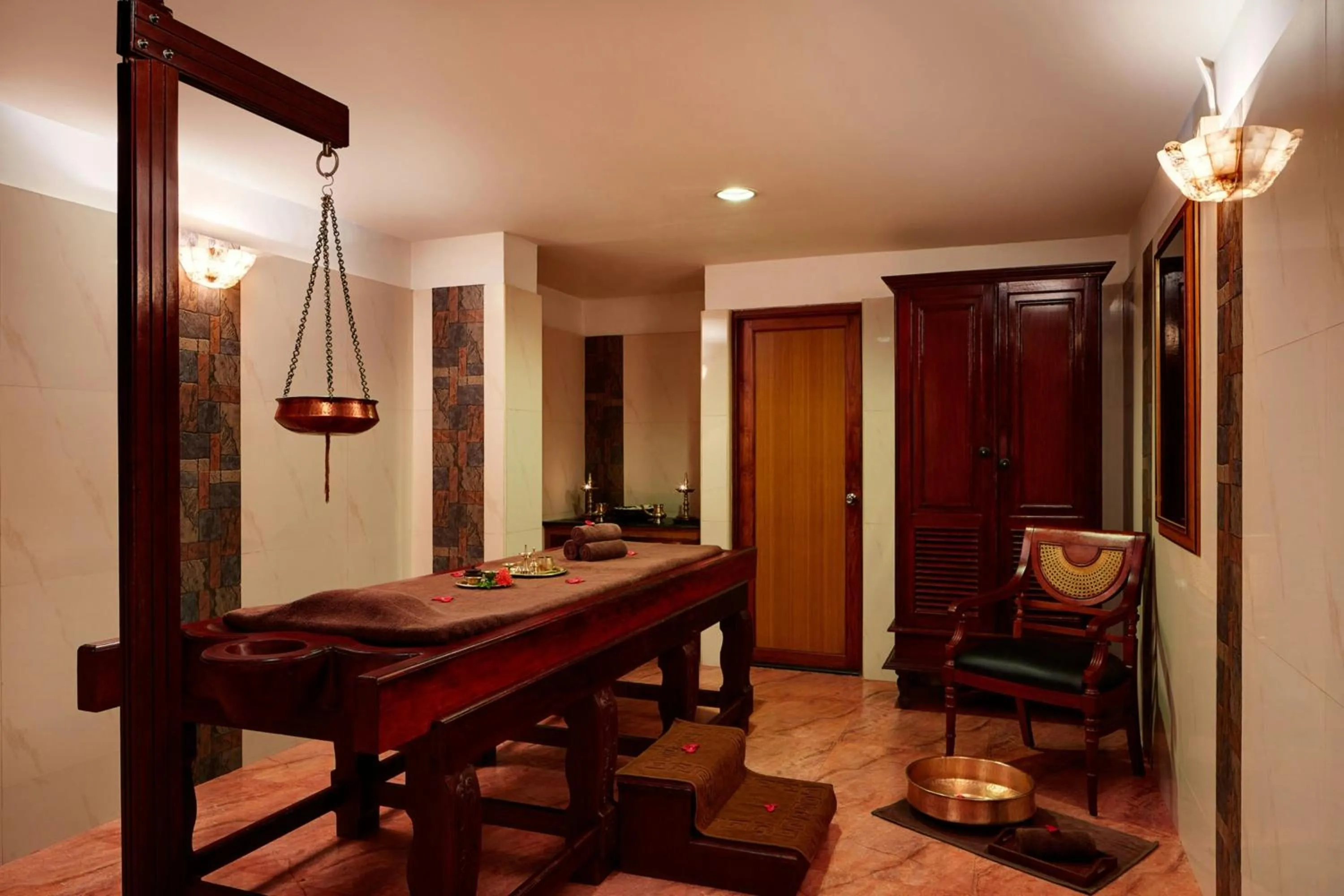 Spa and wellness centre/facilities in Le Meridien Kochi