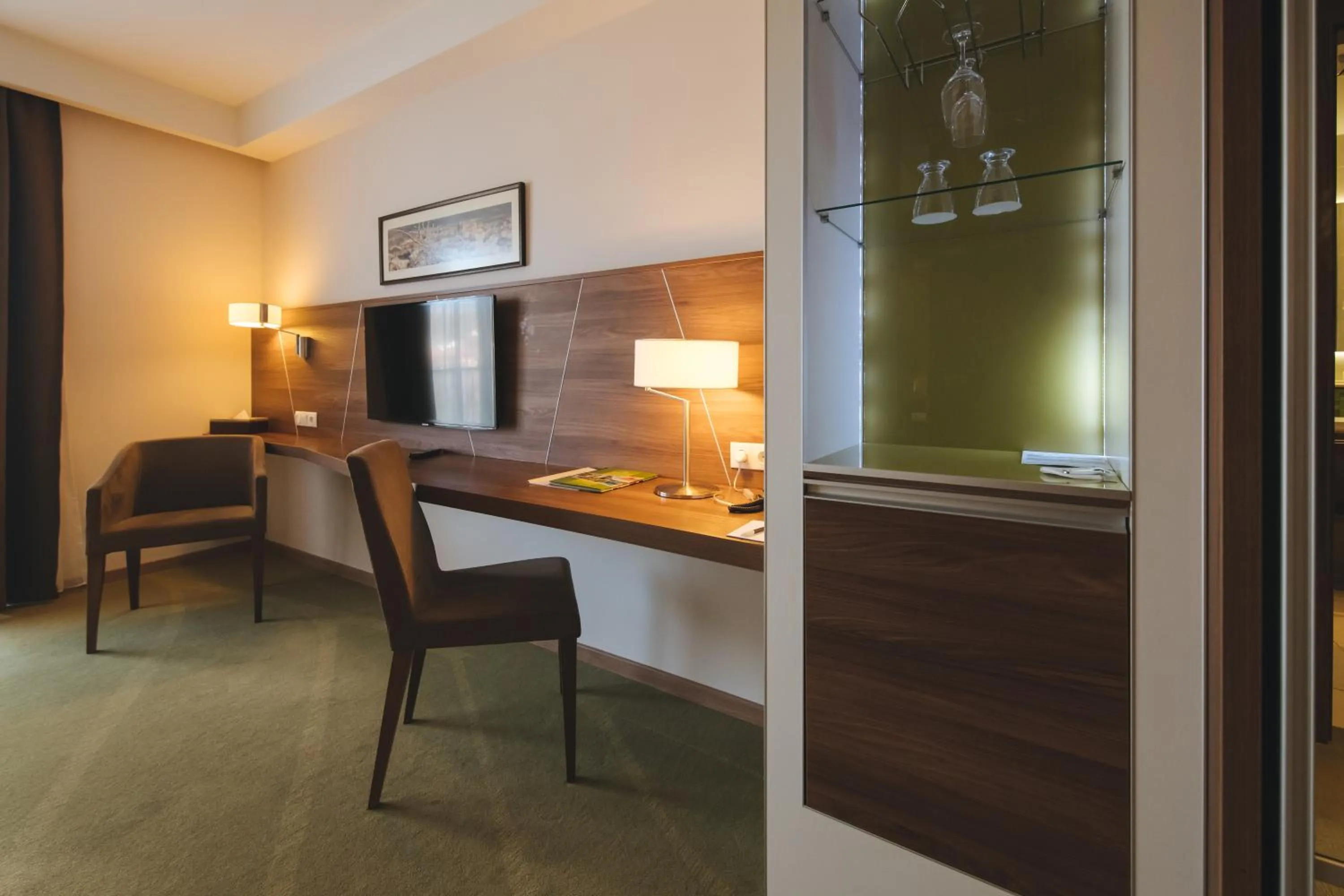 TV and multimedia in Imola Hotel Platán - Adults Only