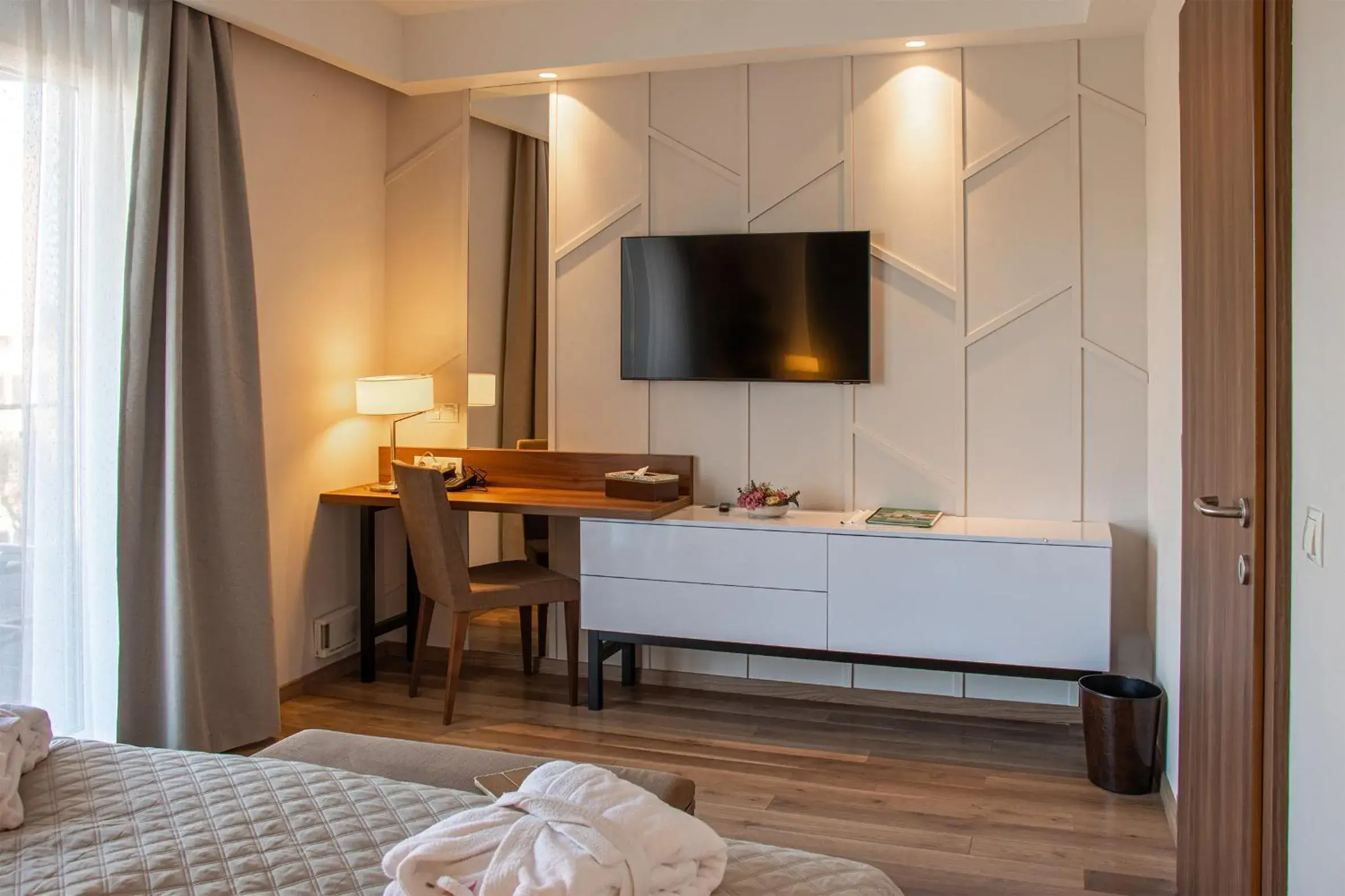 Suite with Garden View - single occupancy in Imola Hotel Platán Suite with Garden View - single occupancy in Imola Hotel Platán