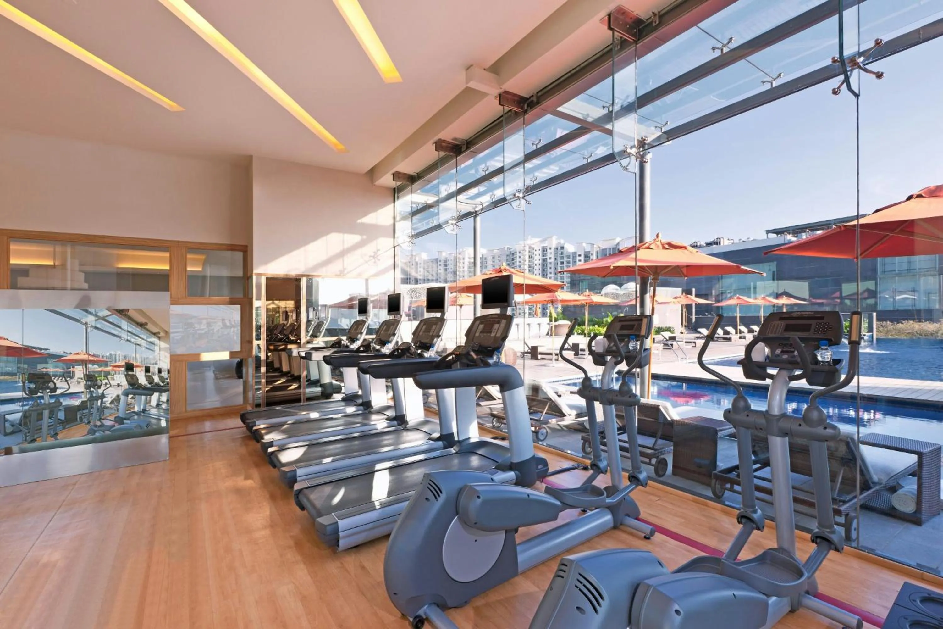 Fitness centre/facilities in Sheraton Grand Bangalore Hotel at Brigade Gateway