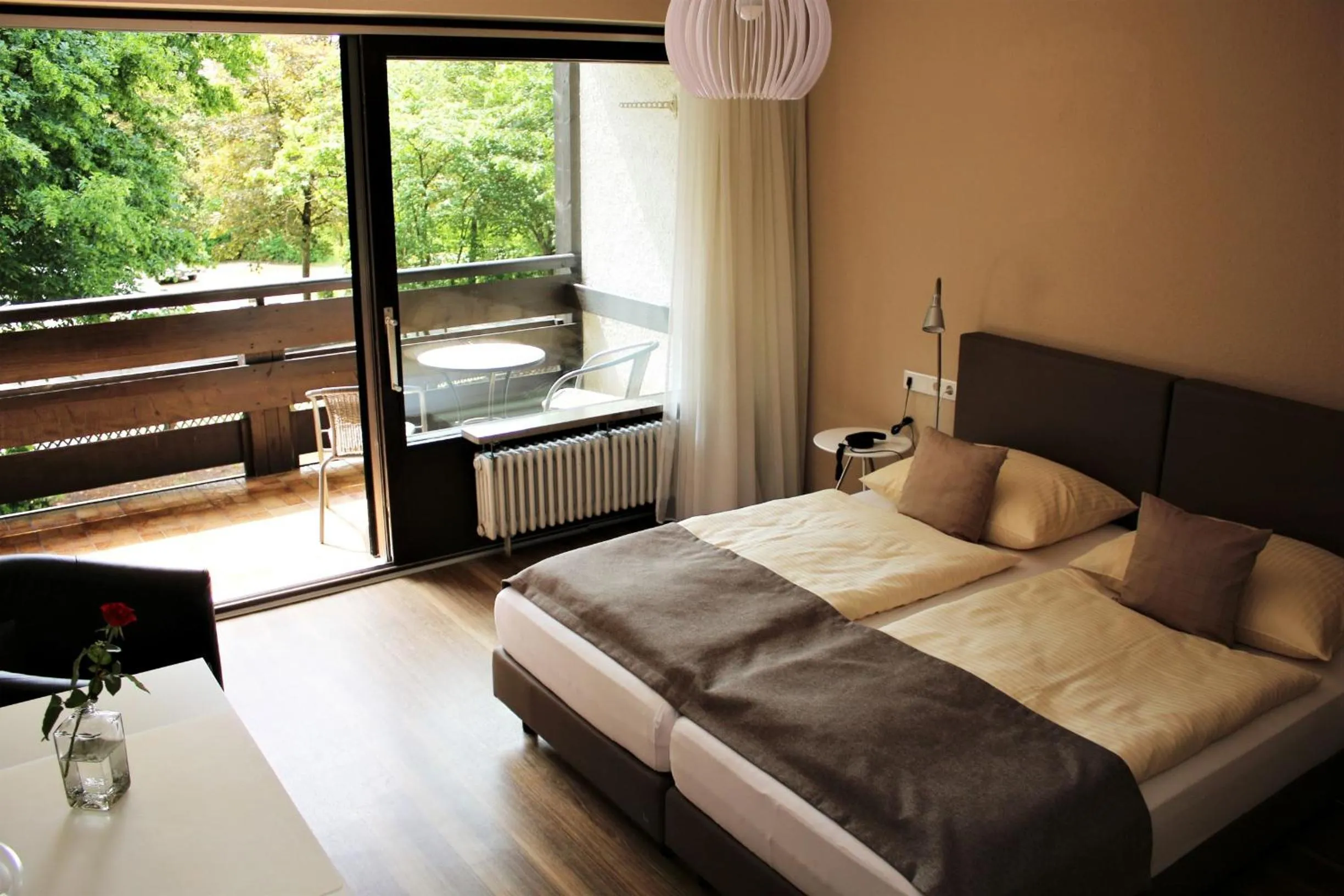 Bed in Hotel garni Bellevue