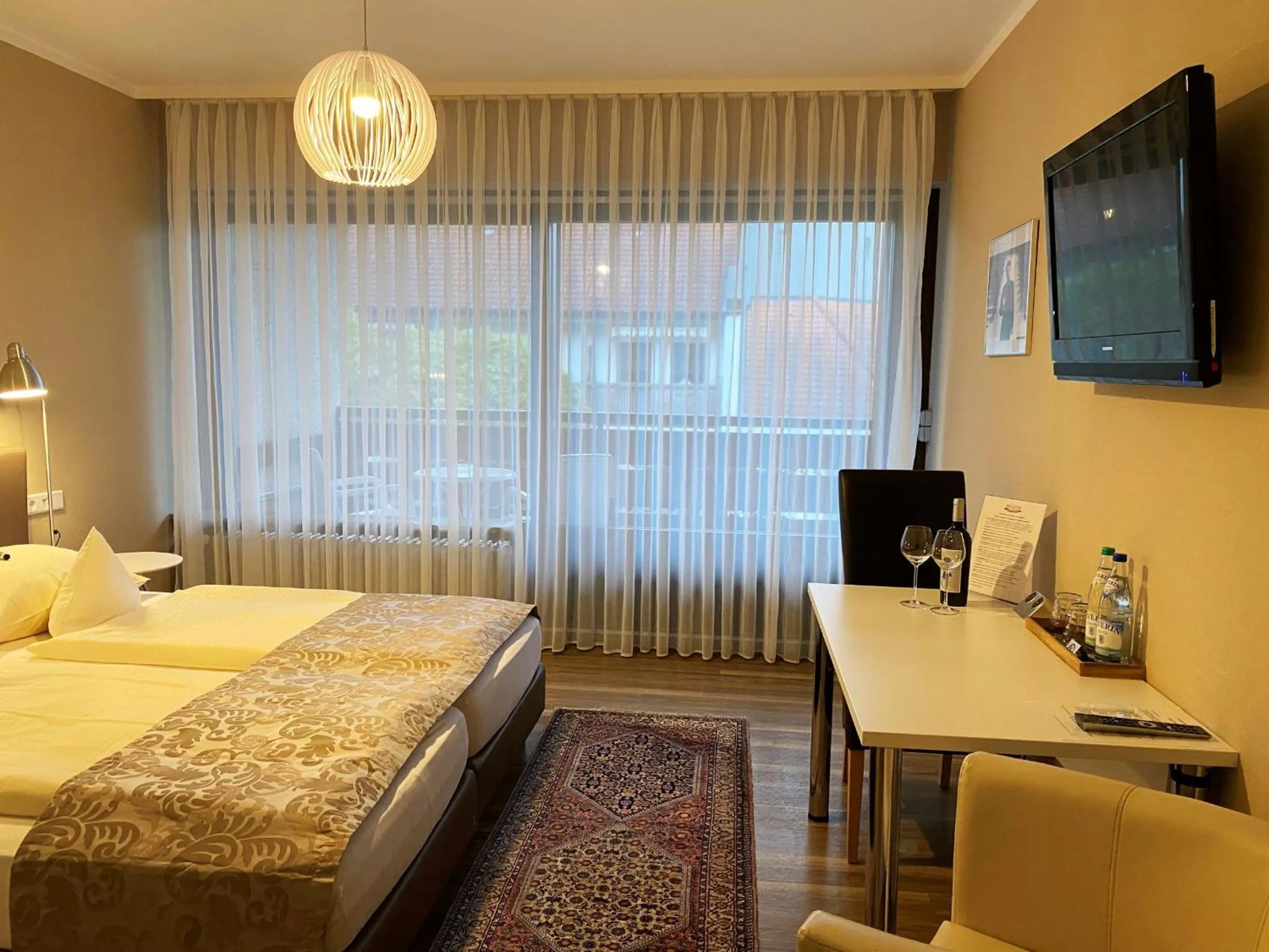 Bed in Hotel garni Bellevue