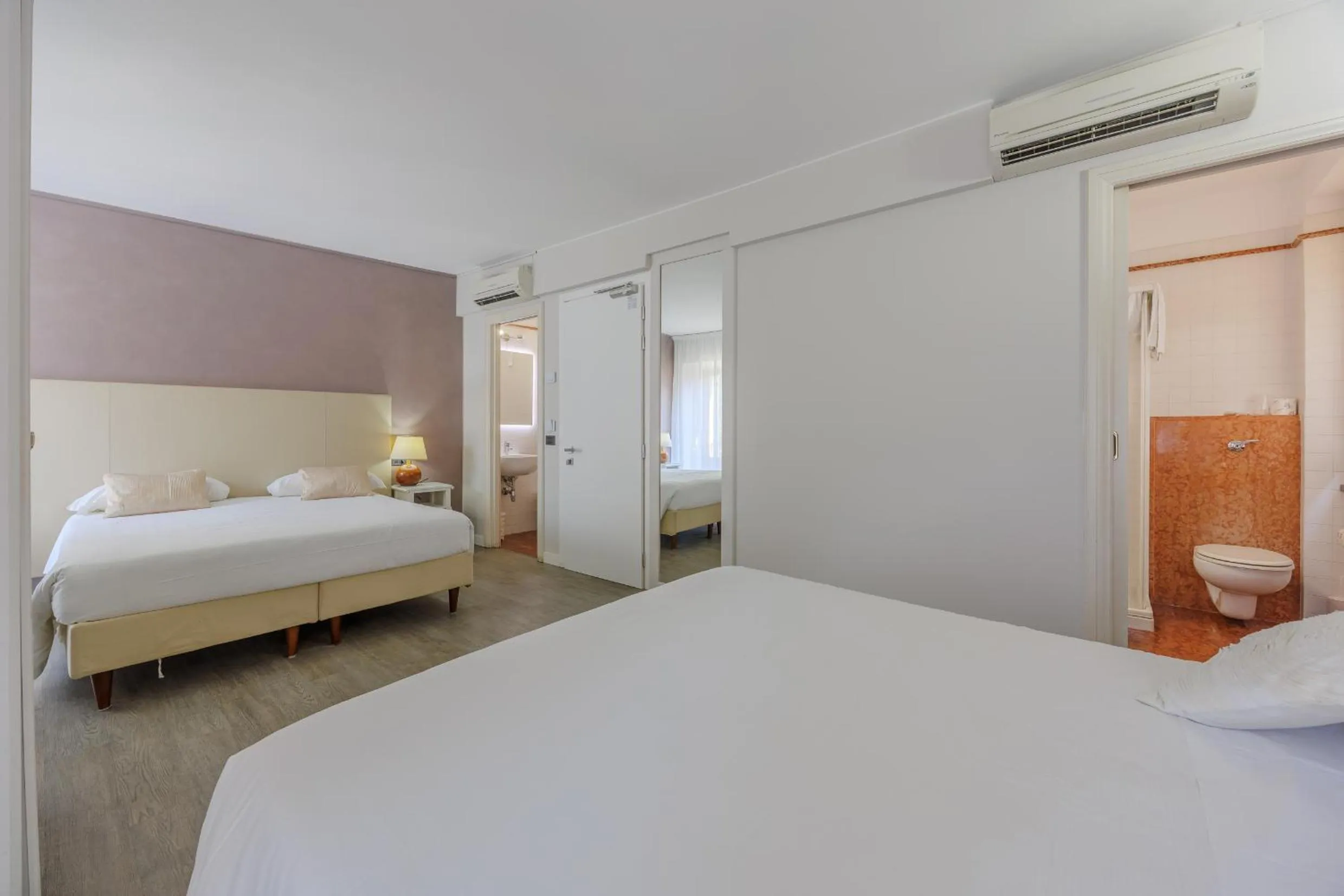 Photo of the whole room, Bed in Hotel Degli Oleandri