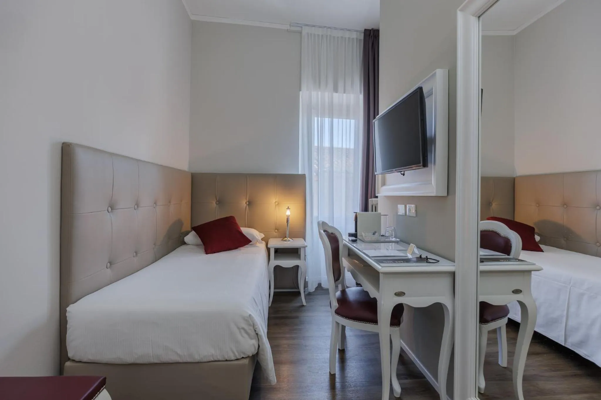 Photo of the whole room, Bed in Hotel Degli Oleandri